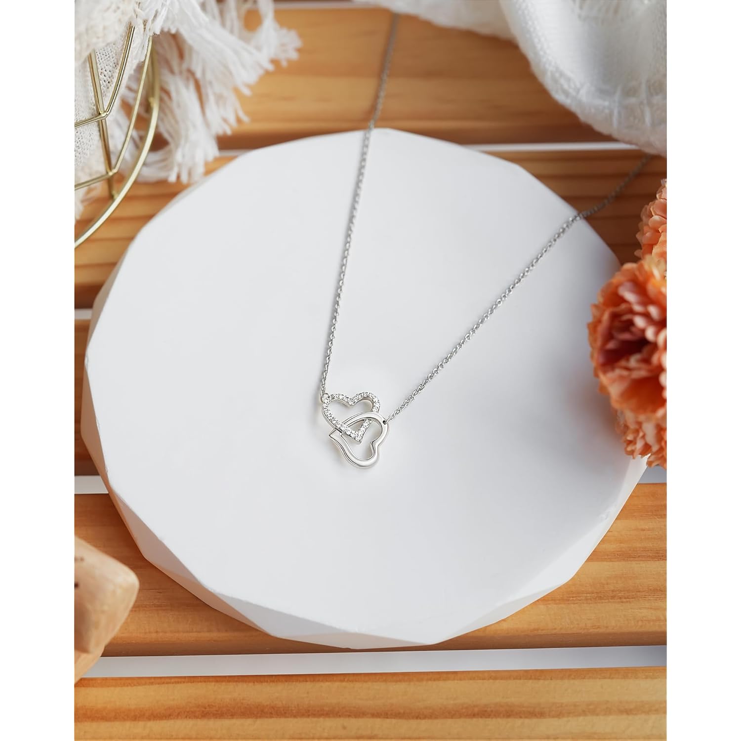 MANVEN Gifts for Grandma Necklace Interlocking Heart Necklace Birthday Gifts for Grandma from Granddaughter