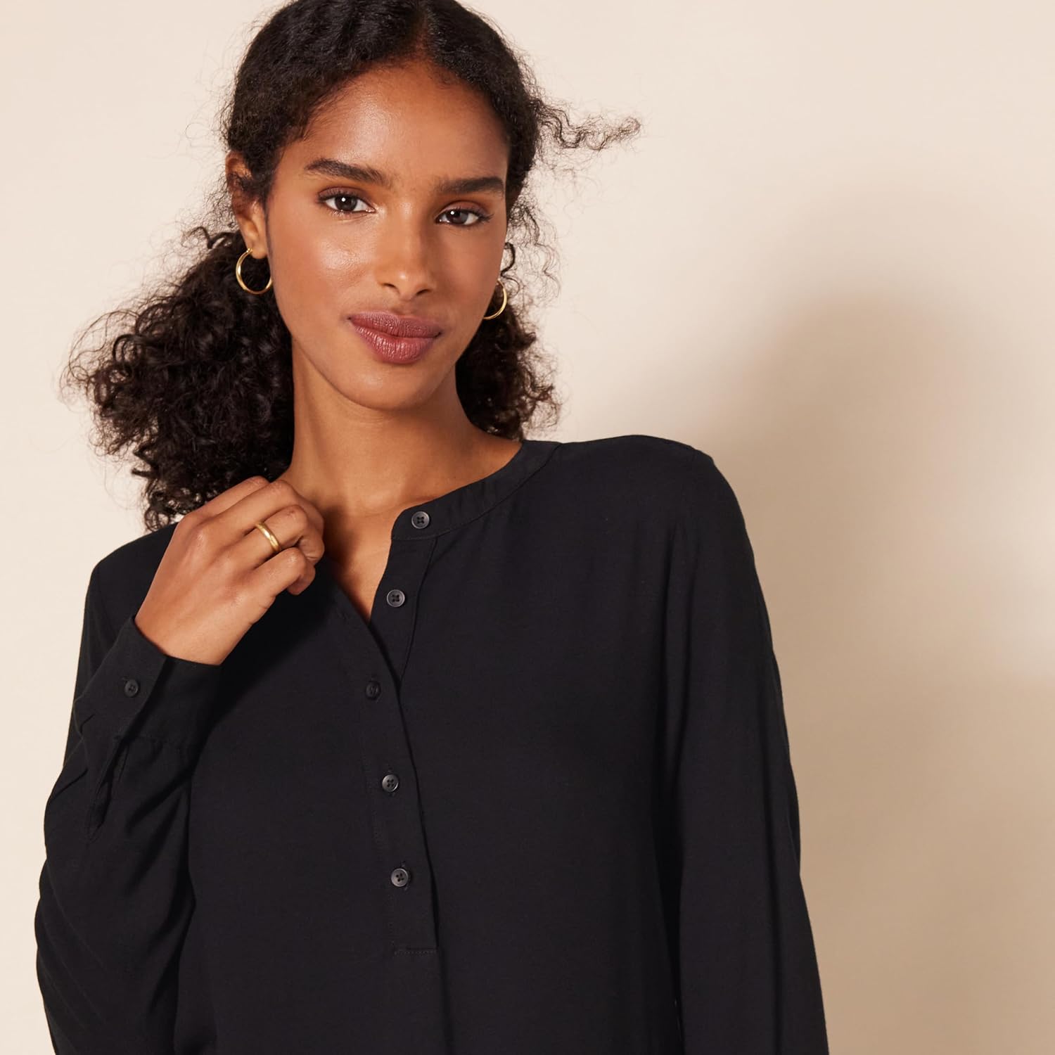 Amazon Essentials Women'S Long-Sleeve Woven Blouse, Office Work Business Casual