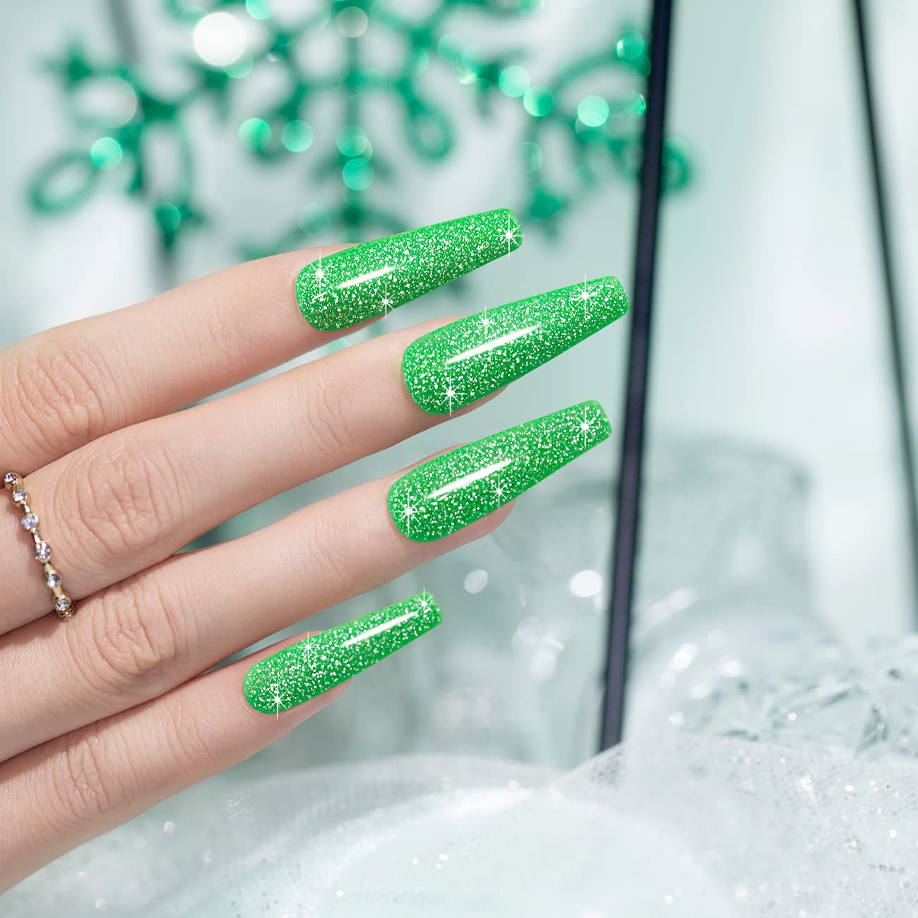 RARJSM Green Gel Nail Polish, 7.5ml 0.25Floz Reflective Gel Nailpolish Glitter Gelpolish Summer Candy Collection Diamond Shimmer Neon Green Nailgel for Starter Nail DIY U V L E D Required