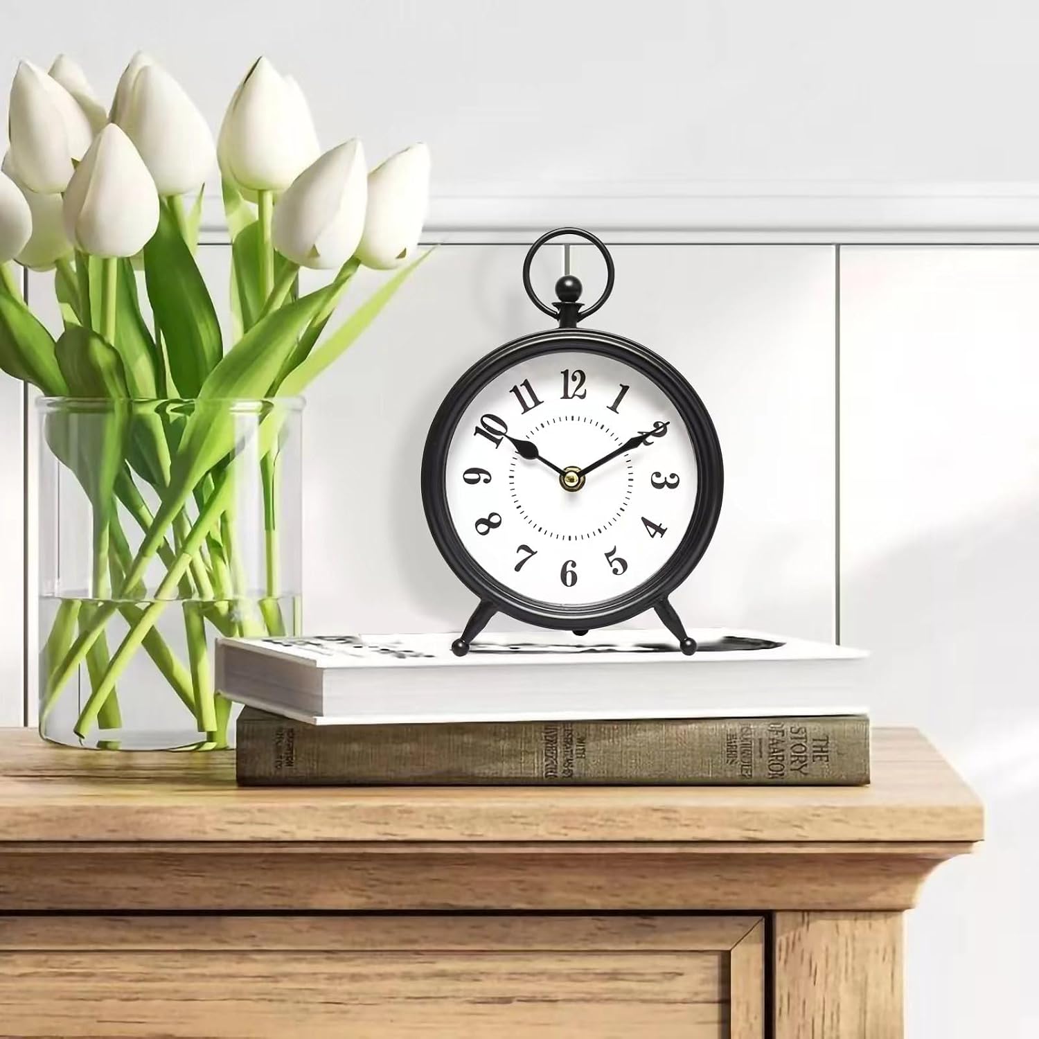 Vintage Black Table Clock On Stand, Decorative Desk And Shelf Clock，Decorative Battery Operated Table Top Clock For Living Room，Silent Non-Ticking(Small)