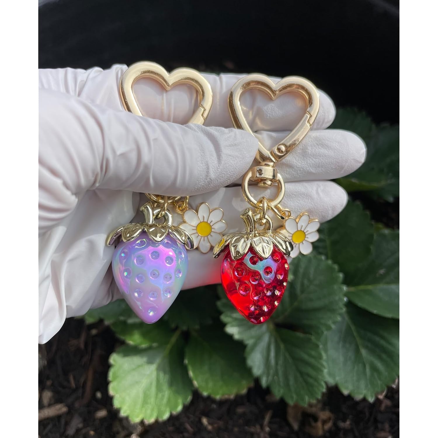 Agromusk Cute Strawberry Keychain,Bag Charms,Kawaii Heart Flower Daisy Key chains Accessories Decor for Girls Purse Gift