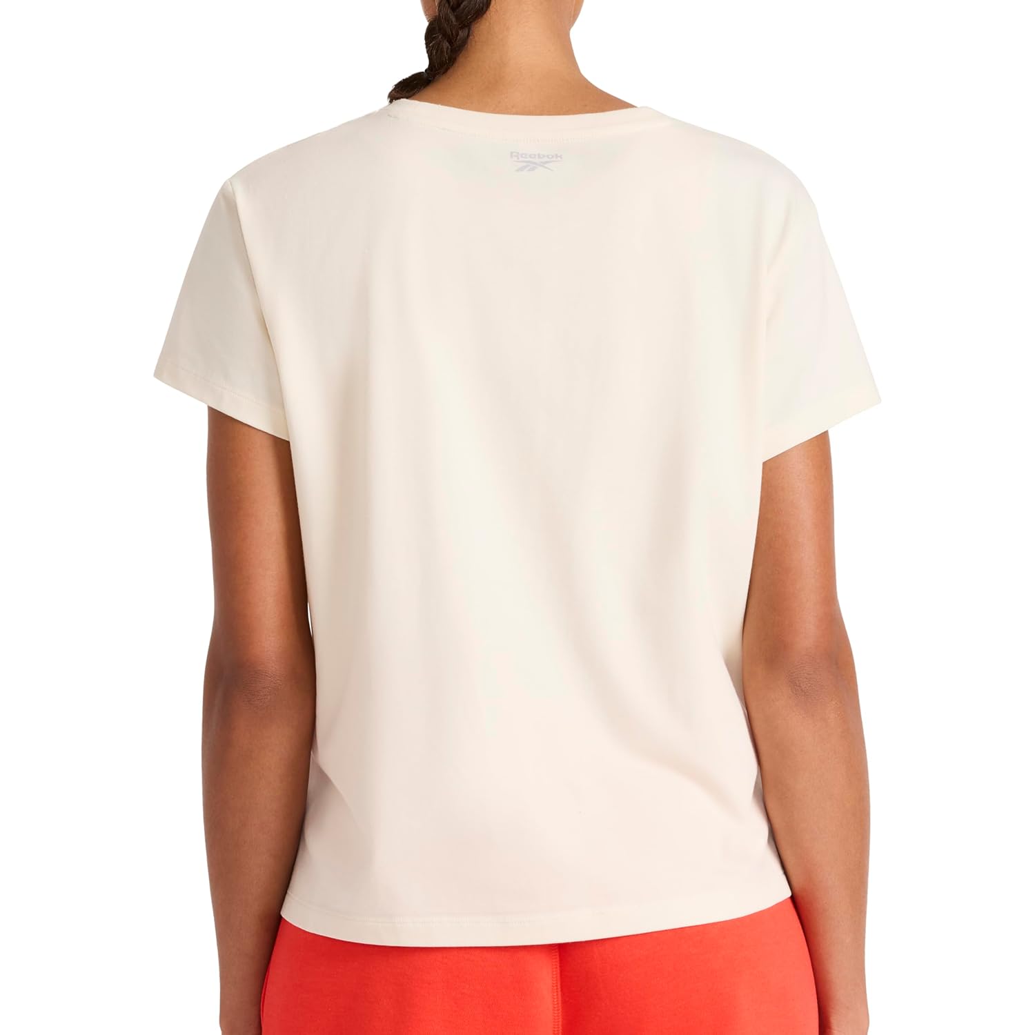 Reebok Women's Embroidery Hit Graphic Crewneck T-Shirt, Standard Fit, Lightweight Stretch Cotton Fabric Alabaster