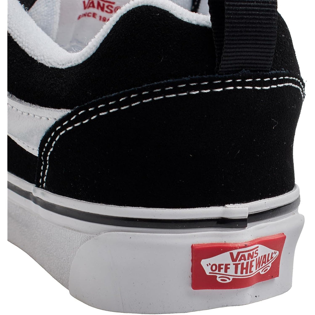 Vans Unisex Knu Skool Shoe - '90S Retro Puffy Low-Top Fashion Sneakers For Men & Women Black/True White