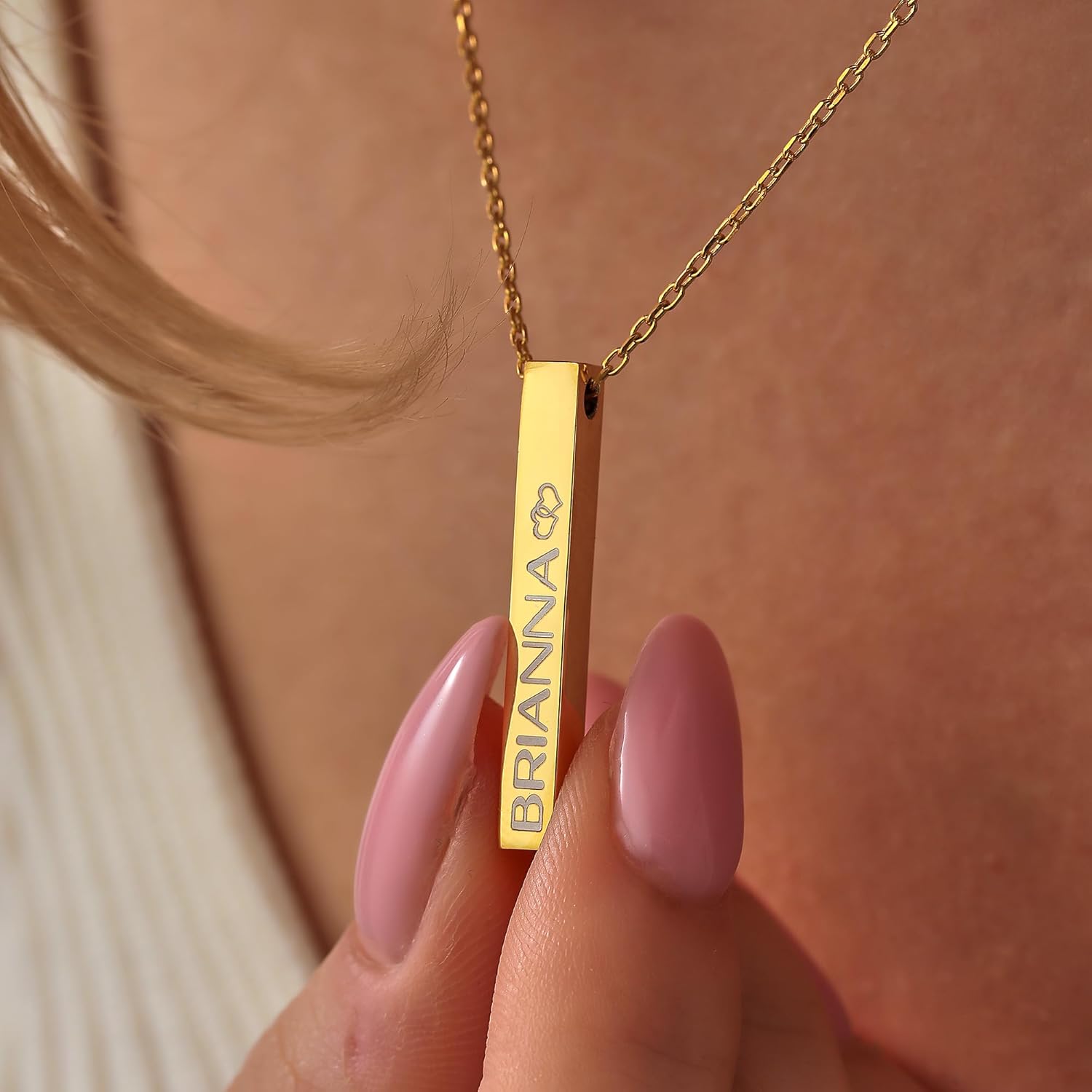 Elosh Customized Elegance 3D Vertical Bar Necklace with Engraved Name Pendant Personalized with your text Custom made