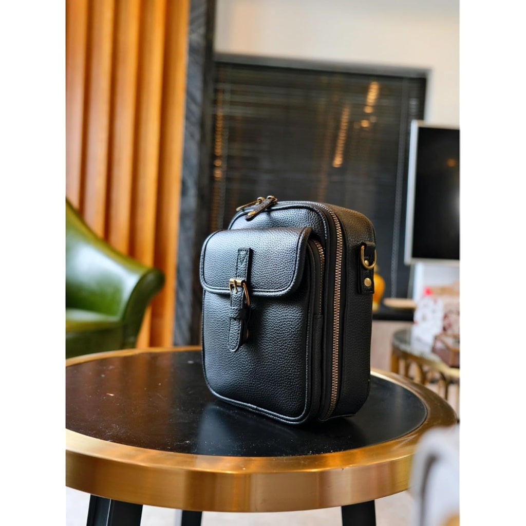 Leather Crossbody Bag For Women,Anti-Theft Messenger Bag With Large Capacity,Built-In Purse Card Slots Shoulder Sling Bag