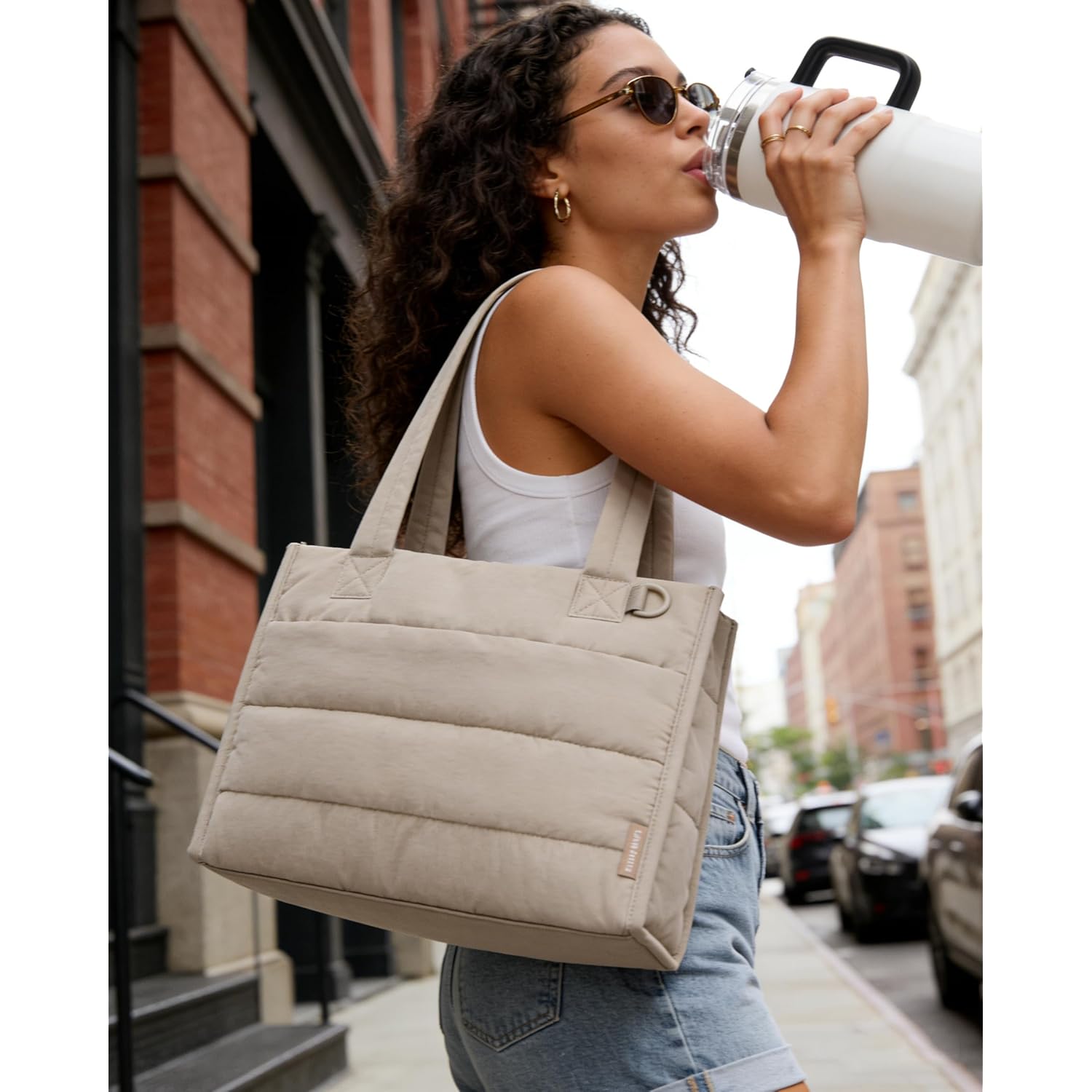 BAGSMART Small Tote Bag for Women, Puffer Quilted Work Tote Bag, Zipper Closure for Work Travel College, Camel | 14L Small tote, 14'' Laptop bag, 30oz tumbler, Boxy work bag, Teacher Bag, Teacher bag