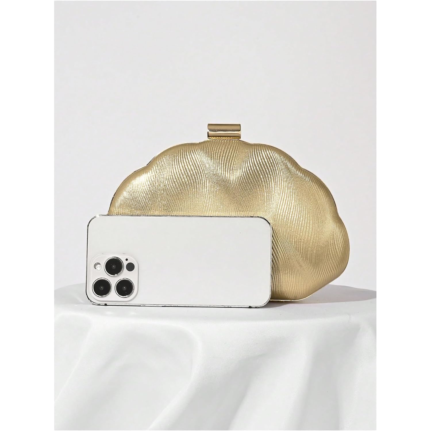Milumia Women'S Metallic Shell Clutch Purse Cocktail Wedding Guest Evening Handbags With Chain Strap