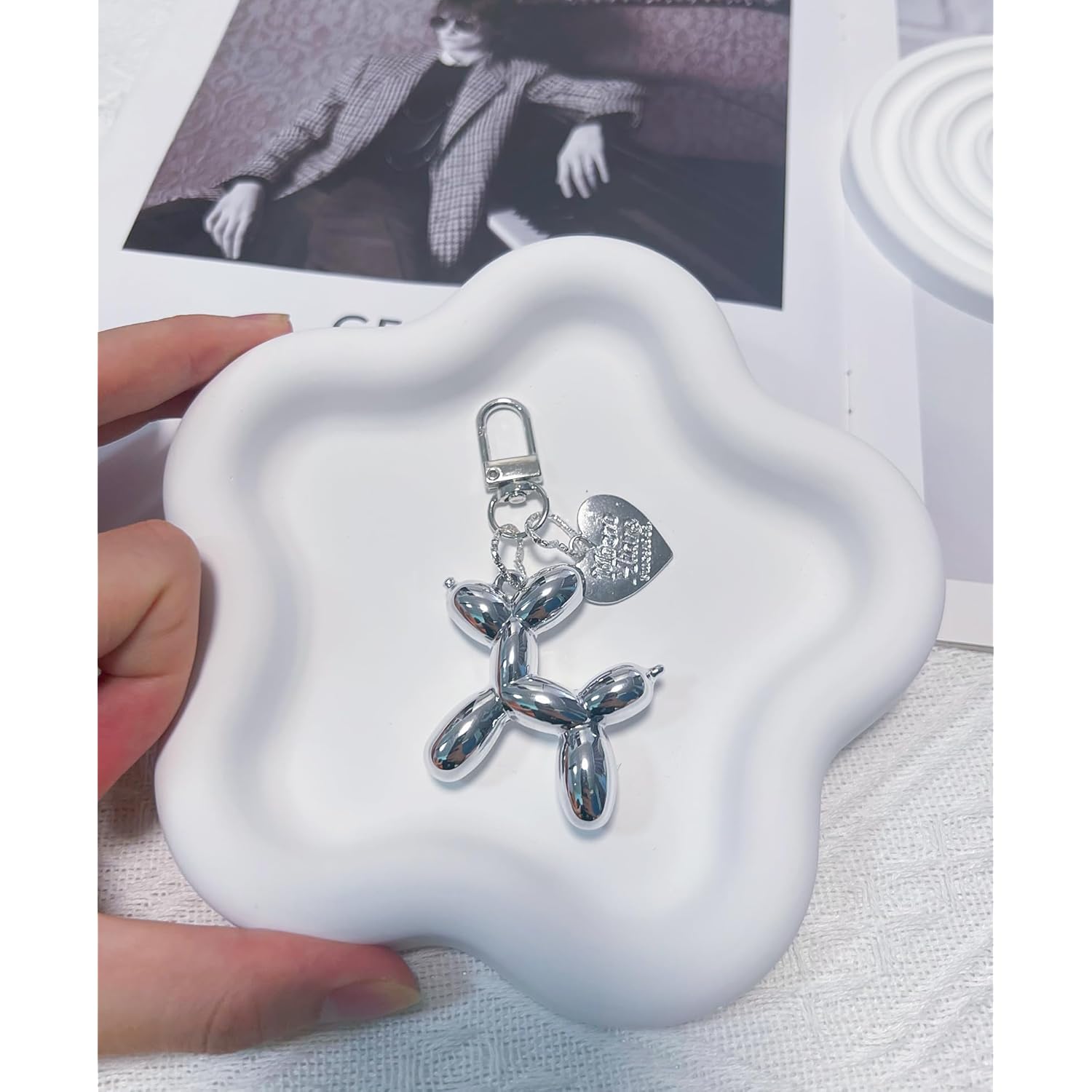 LAEKOU Jelly Balloon Dog Design Keychain for Women, Cute Girls Key Chain, Bag Charms Accessories for Car Purse Backpack