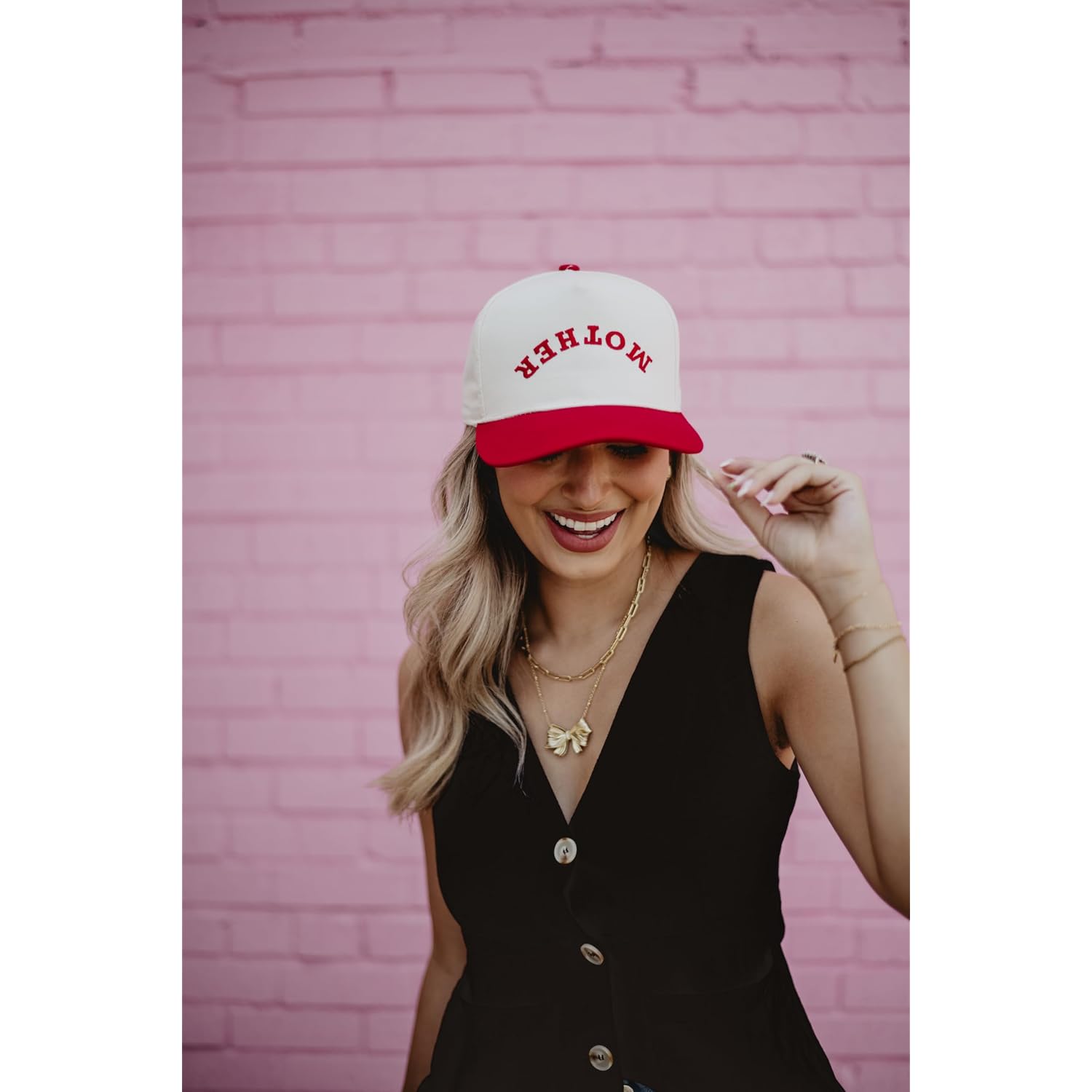 KATYDID Upside-Down Embroidered Trucker Hat for Women & Men – Vintage Two-Tone Snapback Baseball Cap – Trendy, Western Style Red/Tan