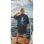 Christian Oversized Shirt for Women Faith Bible Verse Graphic Tee Top Vacation Summer Casual Boho Wildflowers T Shirt Dark Grey