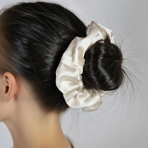 8Pack Hair Clips Scrunchies Set, 4 Medium Claw Clips for Women, Non-Slip Hair Claws, 4 Large Satin Scrunchies, Hair Accessories Set for Thick Thin Hair, Daily Use (Clear)