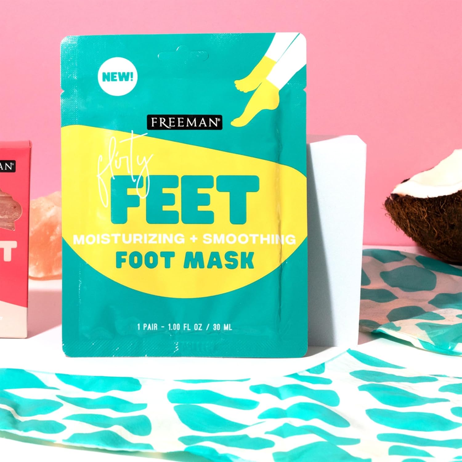 Freeman Flirty Feet Foot Mask 2-Pack – Moisturizing Socks with Coconut Oil & Mint Extract
