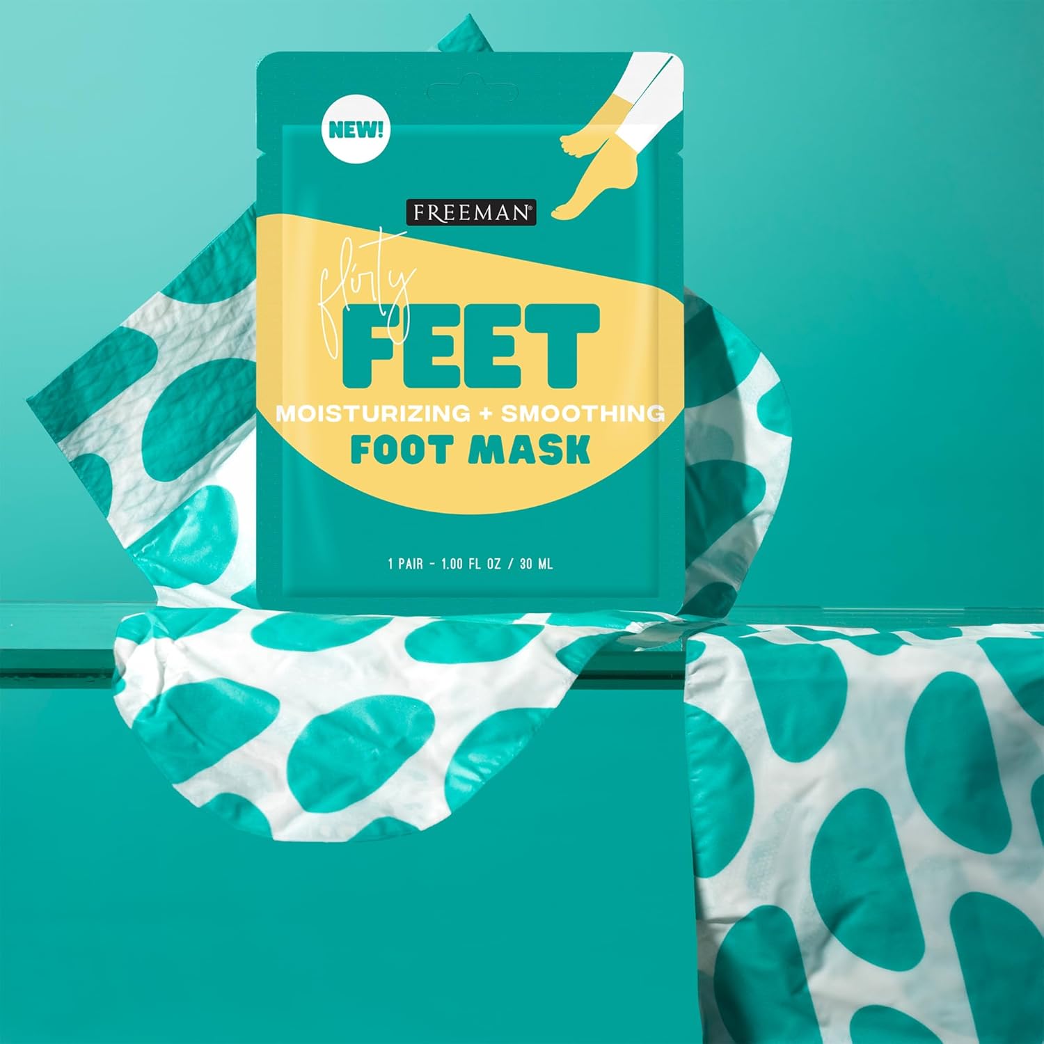Freeman Flirty Feet Foot Mask 2-Pack – Moisturizing Socks with Coconut Oil & Mint Extract