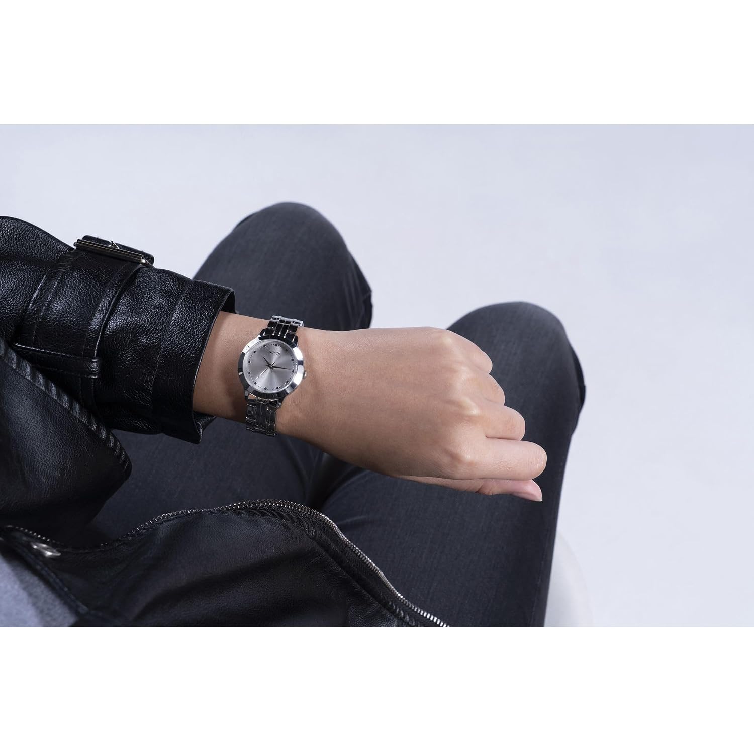 Guess Women'S| Analog Dress Watch| Stainless Steel Case| Stainless Steel Bracelet | 30M Water Resistance