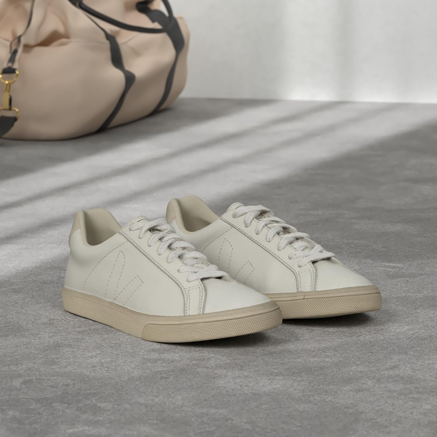 Veja Women Esplar Sneakers Extra White