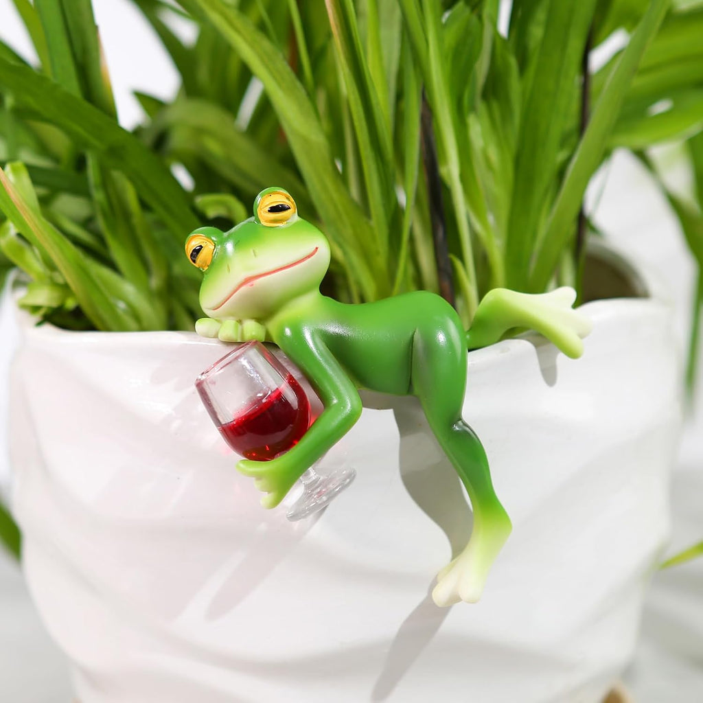 Miniature Frog Figurines Plant Decorations For Pots, Funny Frog Garden Decor Outdoor Gifts Women Frog Statue Planter Hugger For Flower,Yard,Lawn Ornament,3.94"X2.12"X3.94