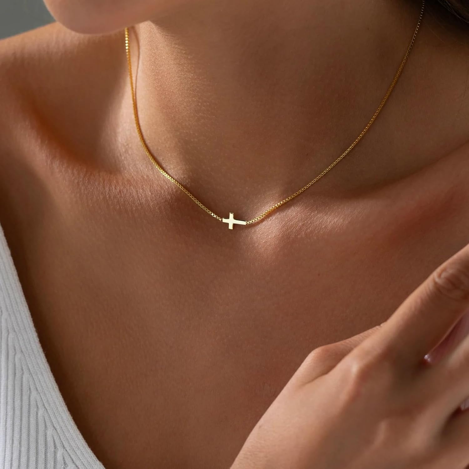 Rotnso Cross Necklace for Women 14K Gold Silver Plated Dainty Small Cross Pendant Choker Simple Trendy Cute Cross Charm Chain Necklace Easter Basket Stuffers Baptism Religious Faith Jewelry Gift