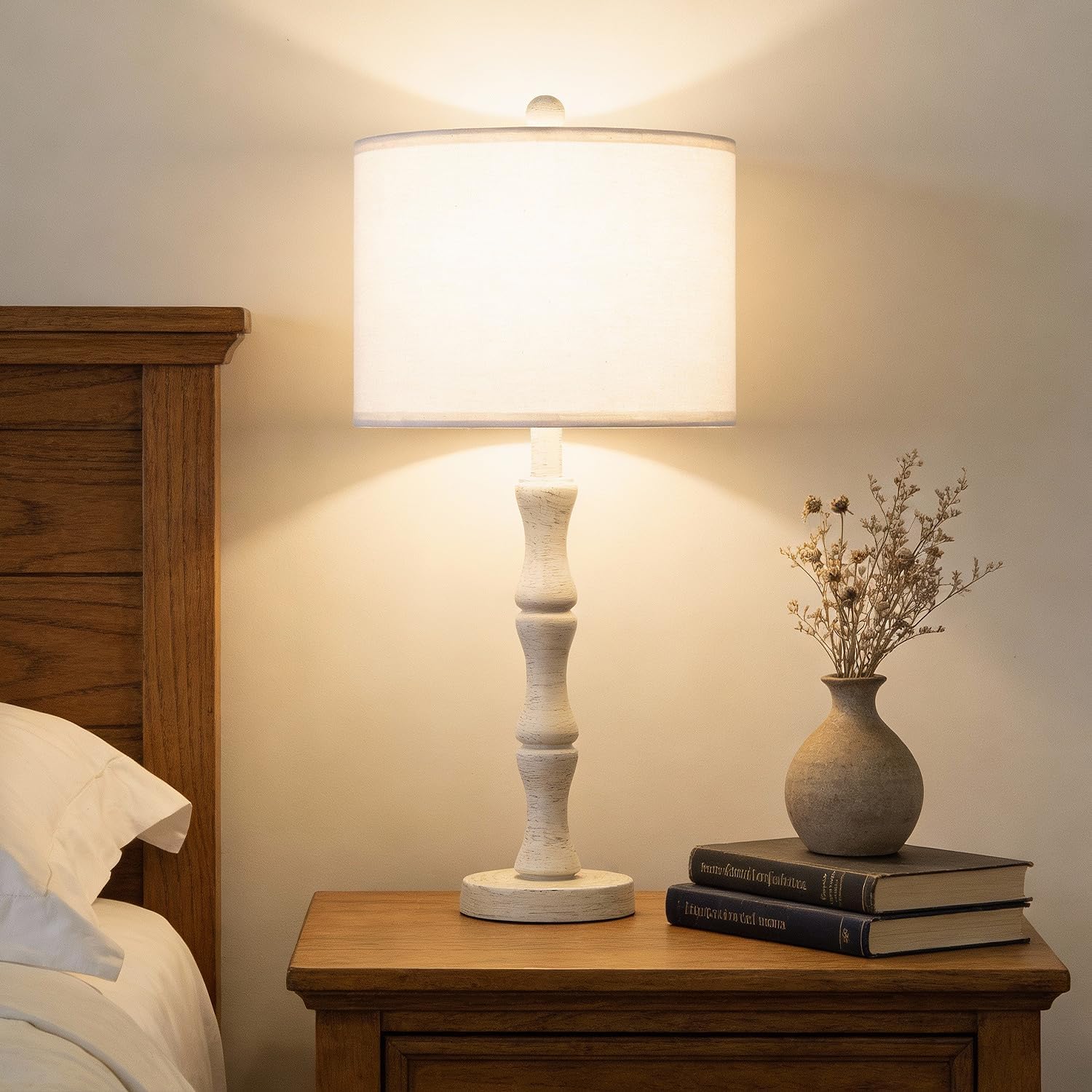Bobomomo 25" Farmhouse Bedside Lamps Set Of 2, Vintage Nightstand Lamps With Antique White Resin Base & Linen Shade, Standard Table Lamps For Bedroom, Living Room, End Table & House Décor