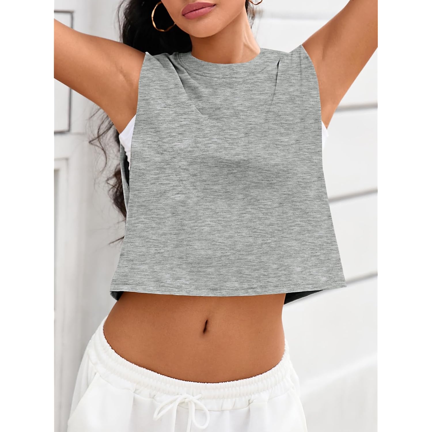 Fisoew Womens Workout Cropped Tank Tops Boxy Loose Fit Casual Sleeveless Shirts Athletic Crew Neck Summer Basic Tees