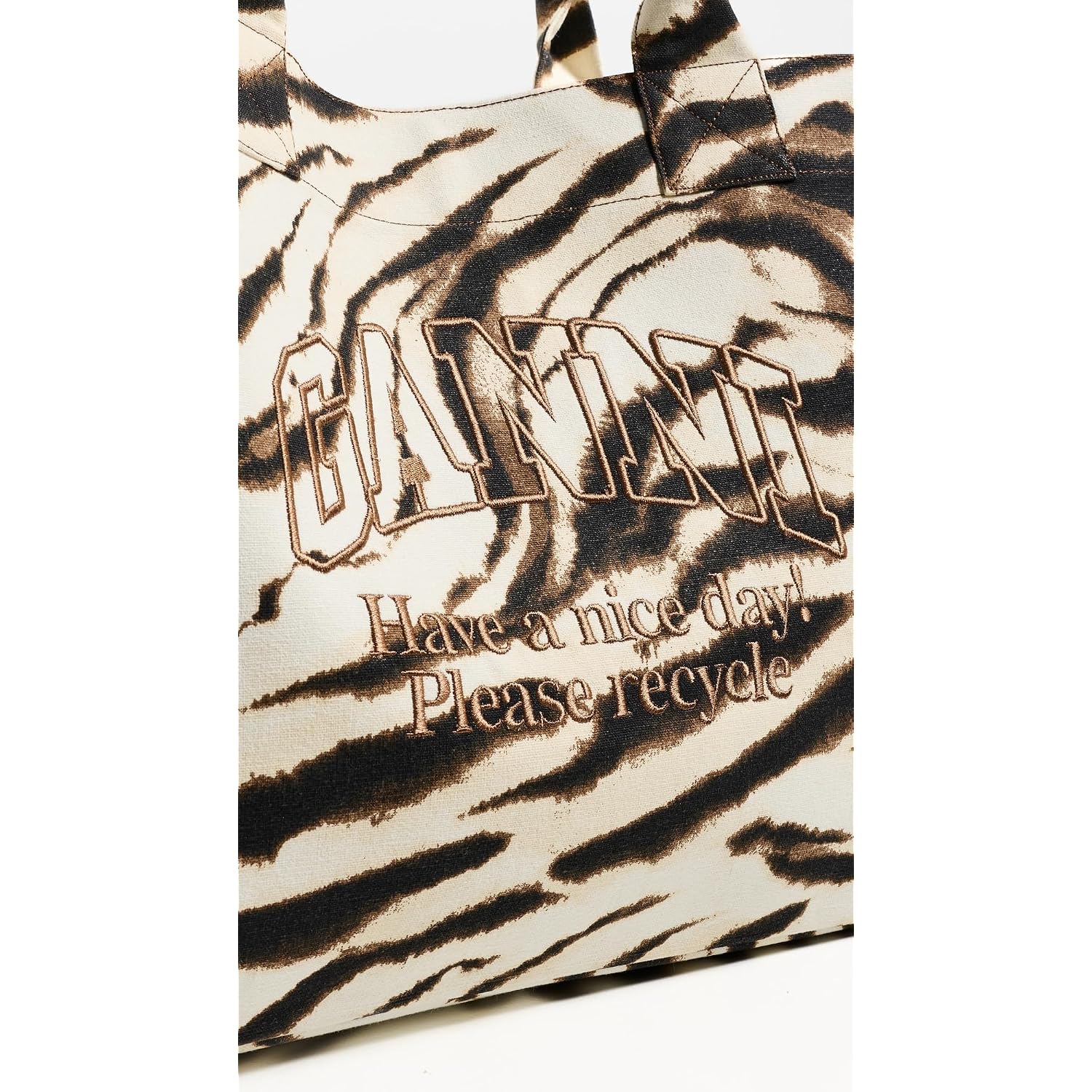 Ganni Women'S Xxl Zebra Shopper Tote