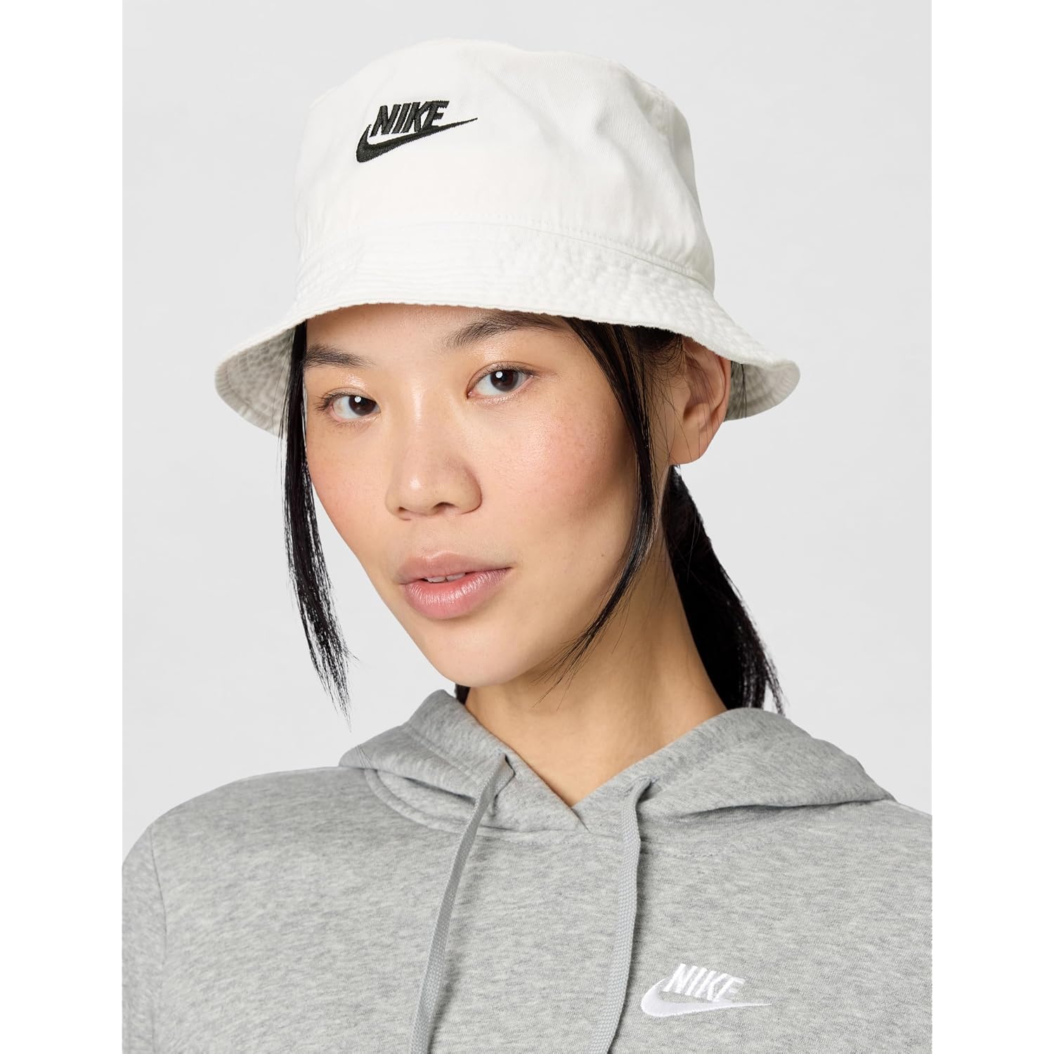 Nike Unisex Adult Apex Futura Washed Bucket Hat | Mens and Womens White/Black