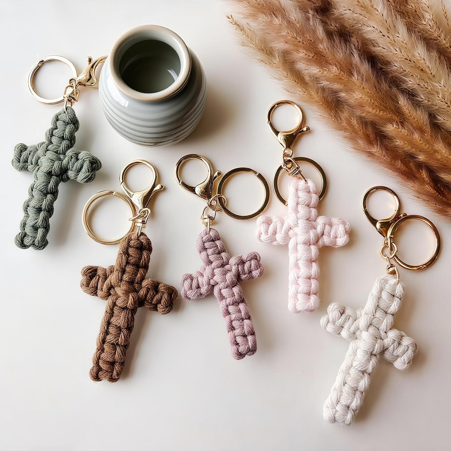 Macrame Cross Keychain,Jesus Key Chain Christian Car Accessories Handmade Soft Cross Keychain Boho Decor for Women Men Gifts