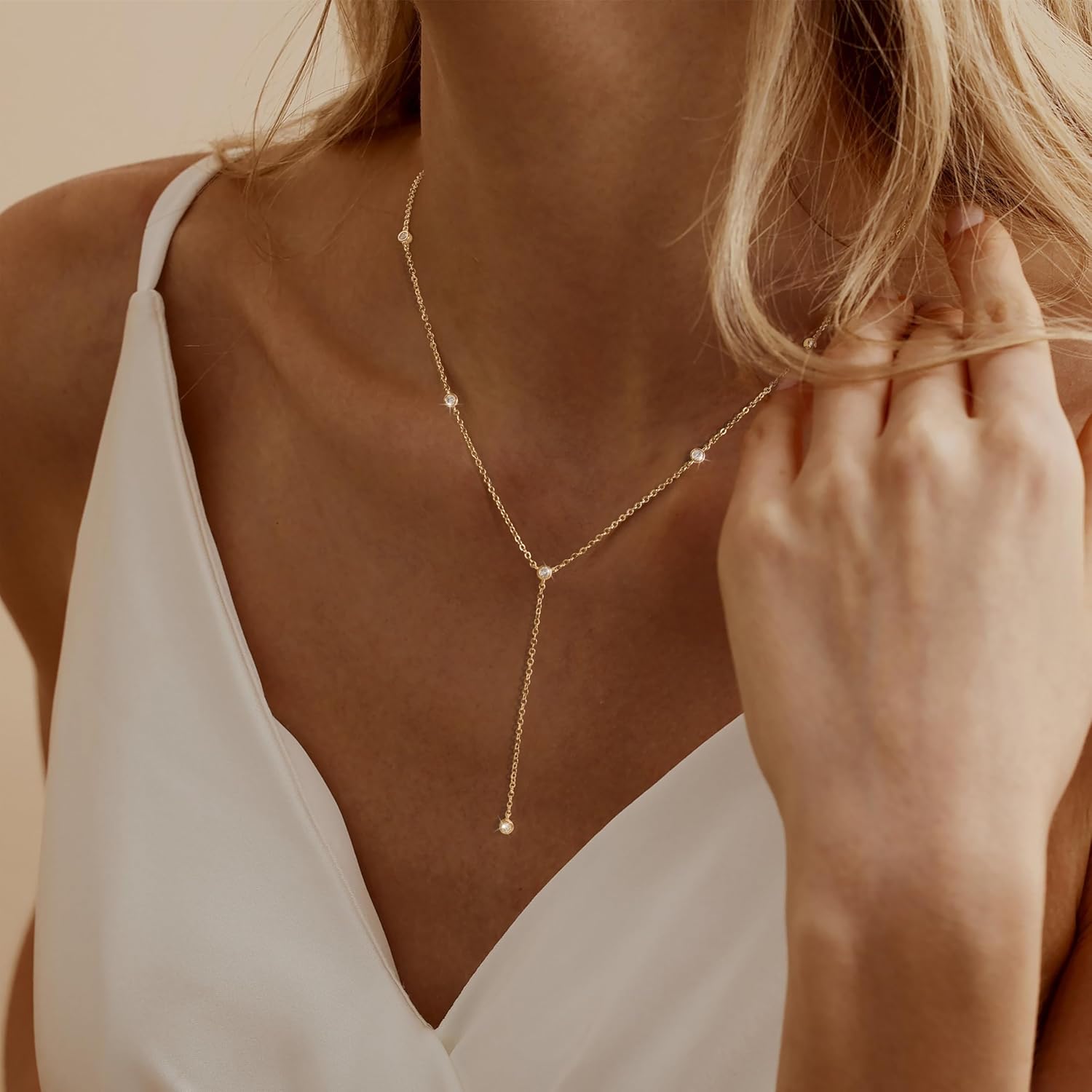 LuckFairy Lariat Necklace for Women，Dainty Gold Long Necklaces 14k Gold Plated CZ Lips Bead Y-Shaped Drop Chain Necklace Simple Gold Layered Necklaces for Women Trendy Gold Jewelry Gifts for Women