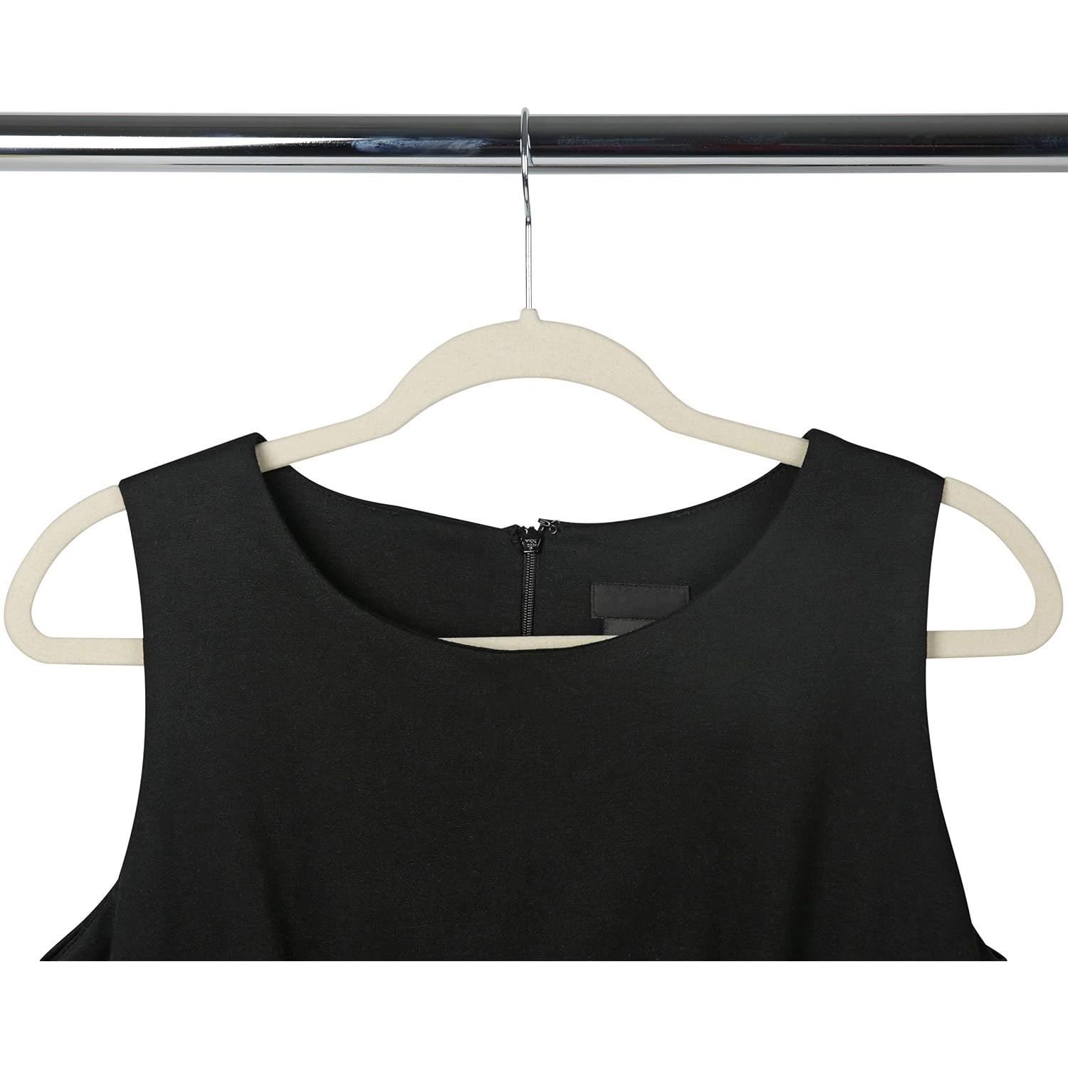 Simplify 10 Super Slim Velvet Huggable Hangers In Ivory