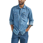 Wrangler Men'S Iconic Regular Fit Snap Shirt