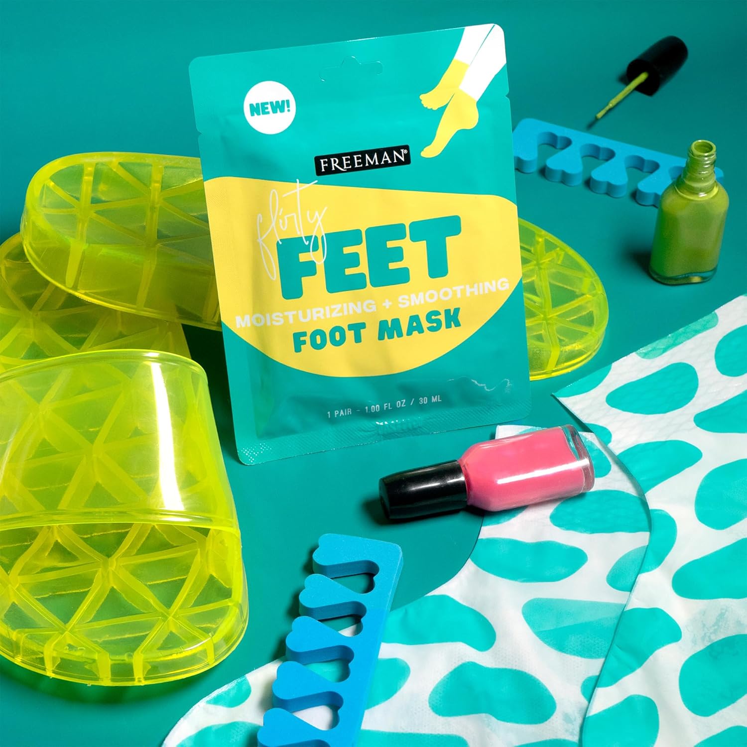 Freeman Flirty Feet Foot Mask 2-Pack – Moisturizing Socks with Coconut Oil & Mint Extract