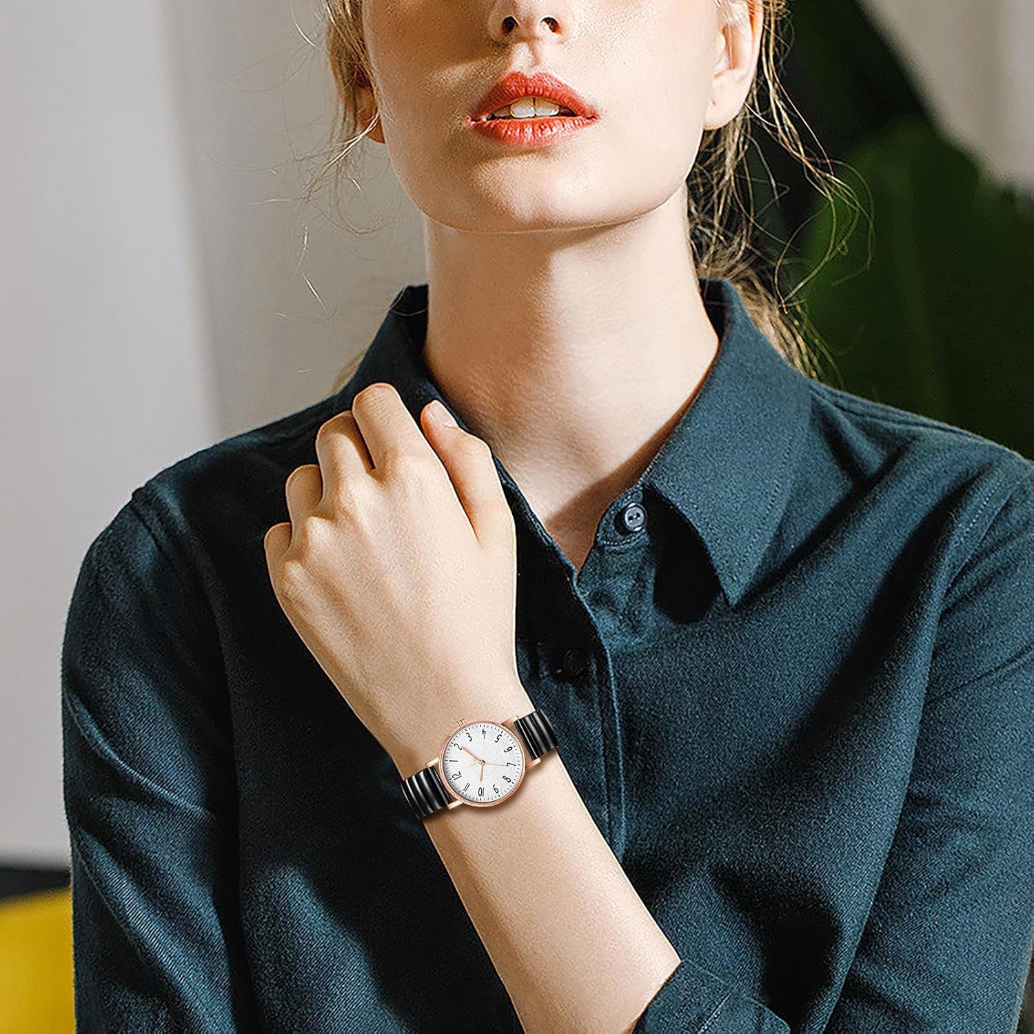 OIDEA Women's Elastic Strap Watches: Large Face Arabic Numerals Analog Quartz Wrist Watches for Women Easy Reader Stretch Band Waterproof Ladies Wratch
