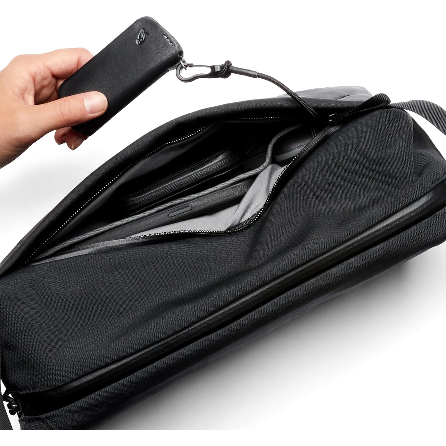 Bellroy Venture Sling 9L (large crossbody bag) - Black