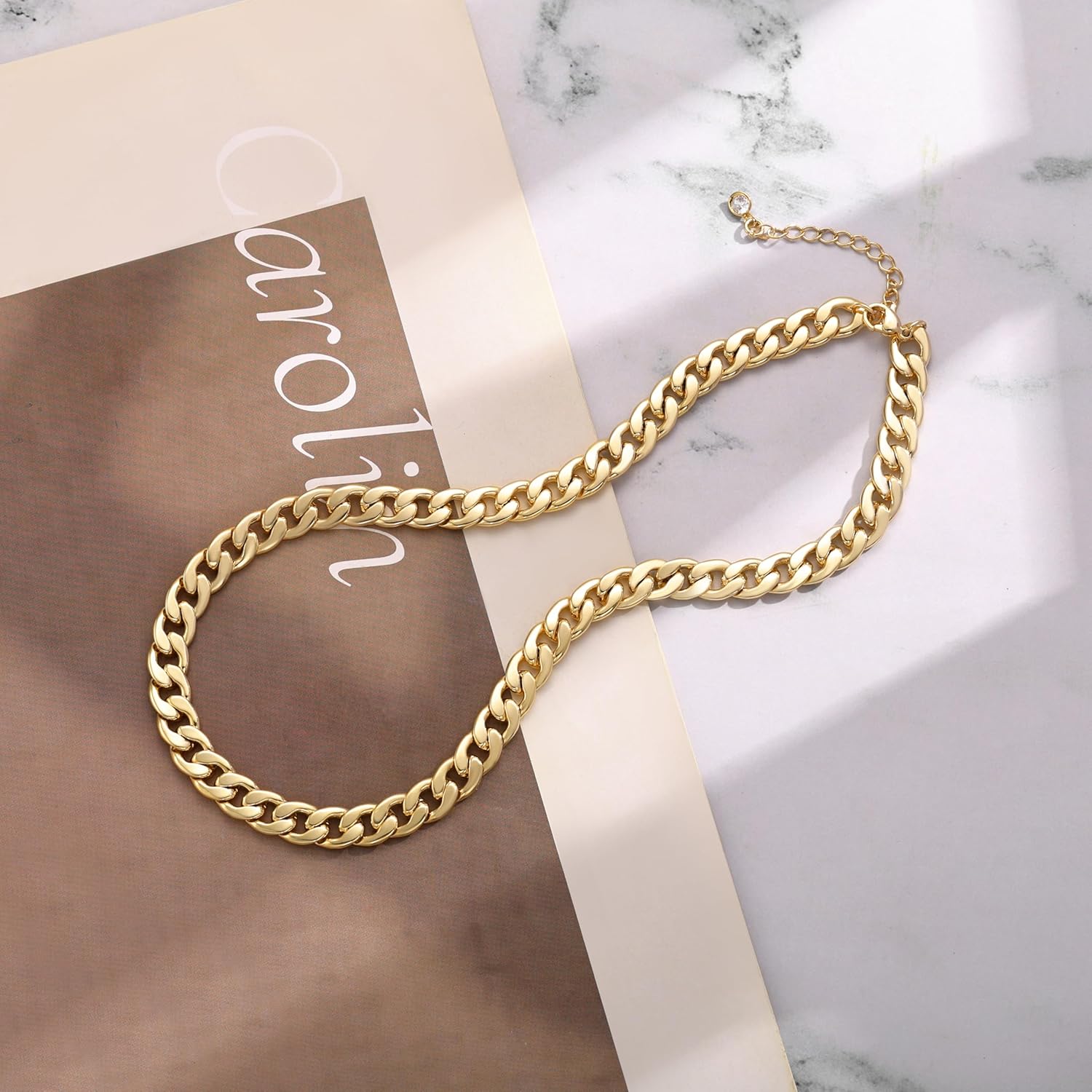 Moodear Gold Necklace for Women Dainty Chunky 14K Gold Plated/Sliver Plated Chain Necklace Cuban Link Paperclip Chain Choker Toggle Clasp Layered Necklace for Women Trendy Fashion Gift