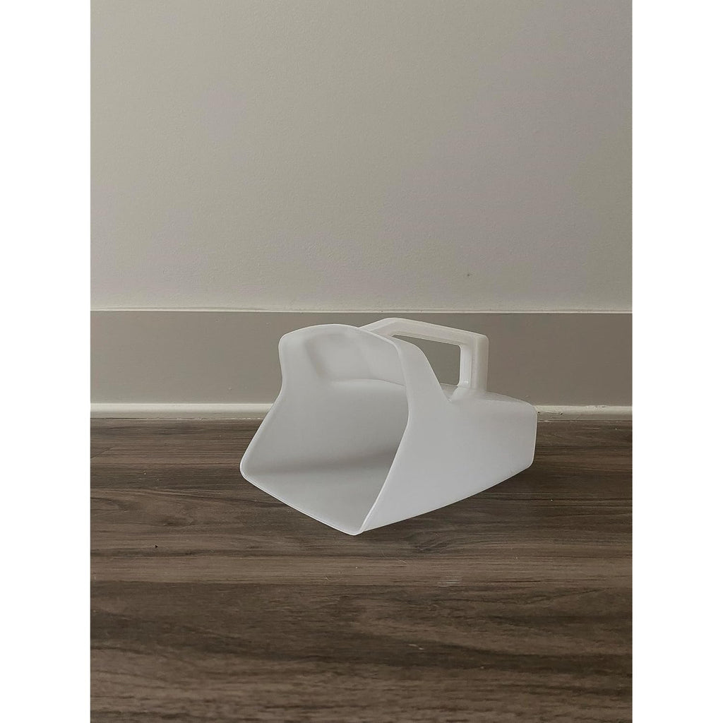 Rubbermaid Commercial Products Food Service Utility Scoop, 64-Ounce, White, For Ice/Bar And Ingredient Use In Restaurant/Kitchen