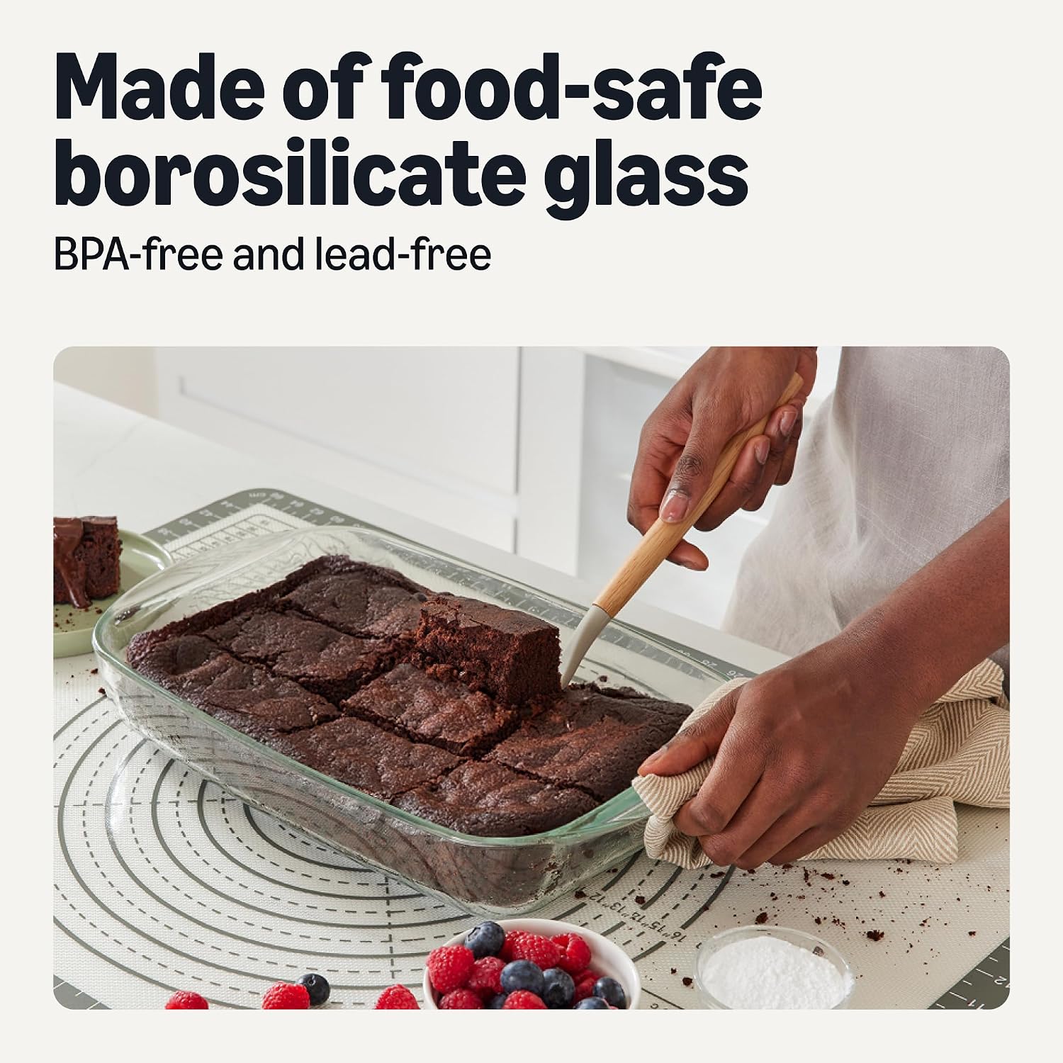 Amazon Basics Glass Baking Dishes With Bpa-Free Lids, 6-Piece Bakeware Set, Borosilicate Glass, Oven-Safe Up To 752°F, Non-Slip And Stackable, Dishwasher-Safe, Linen Gray