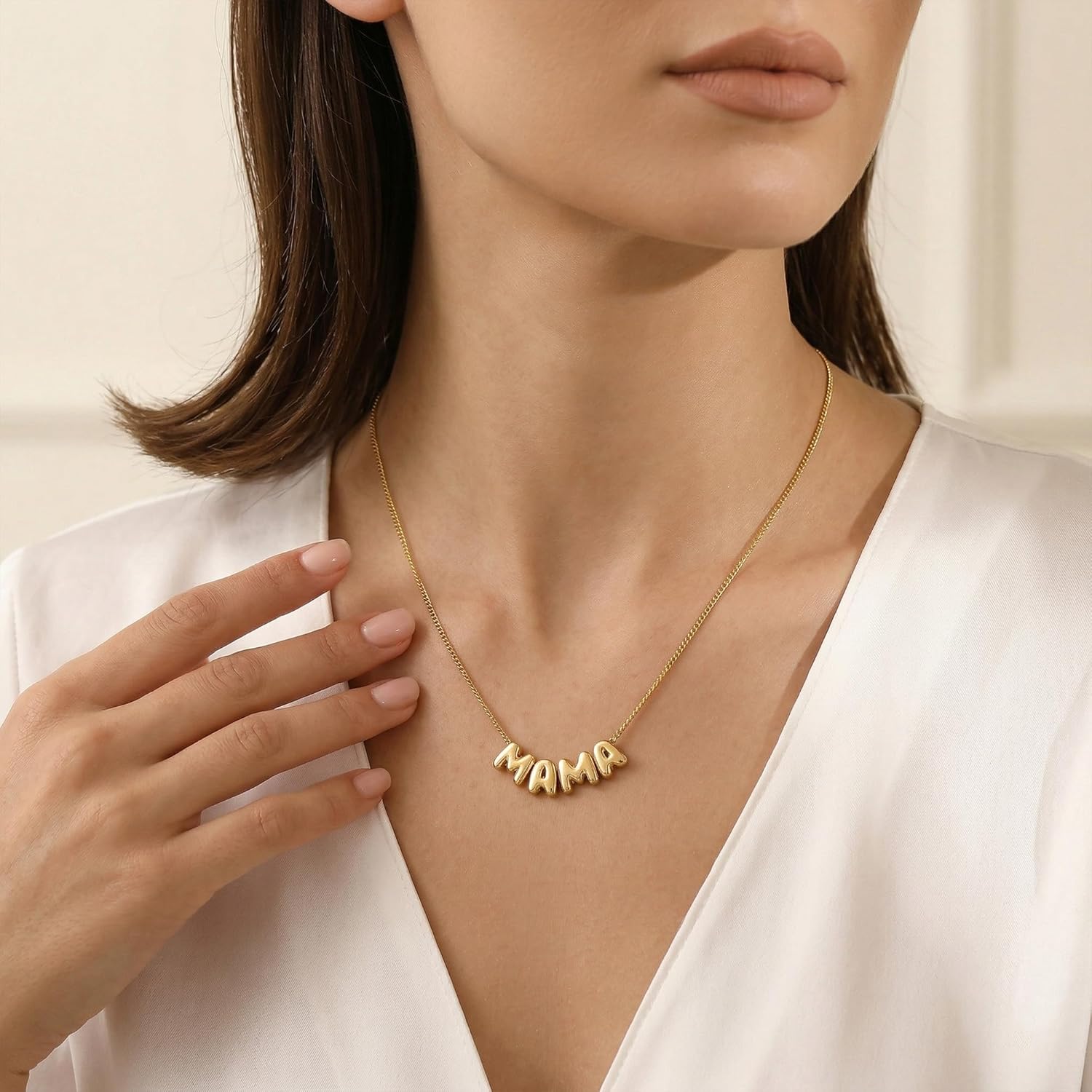 SLOONG Mama Necklace Letter Necklace 18K Gold Plated Dainty Mother and Daughter Matching Gift for New Mom Boyfriends Mom Women Mother's Day Mama Gifts