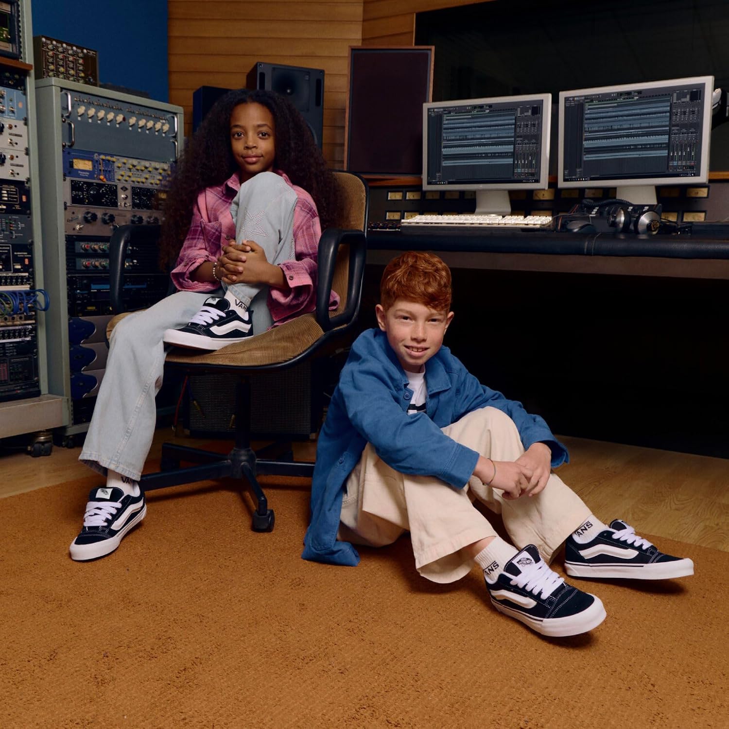 Vans Unisex-Adult Knu Skool Shoe - '90S Retro Puffy Low-Top Fashion Sneakers For Men & Women