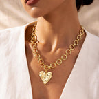 Robaice Mothers Day Gifts Chunky Gold Heart Necklace for Women，14K Gold Plated Chunky Heart Pendant Bold Chain Necklace with Toggle Clasp，Waterproof Non Tarnish Hypoallergenic Chunky Statement Jewelry Gift for Women
