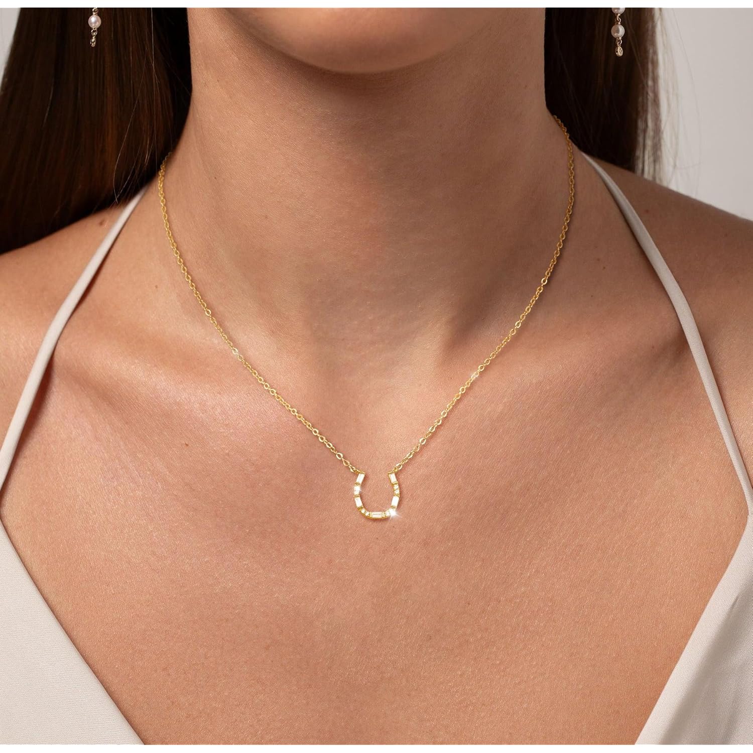 CHESKY 14K Gold Plated Pendant Necklace for Women, Dainty Pendant Necklace Trendy Cubic Zirconia Choker Necklaces for Women Simple Gold Everyday Jewelry
