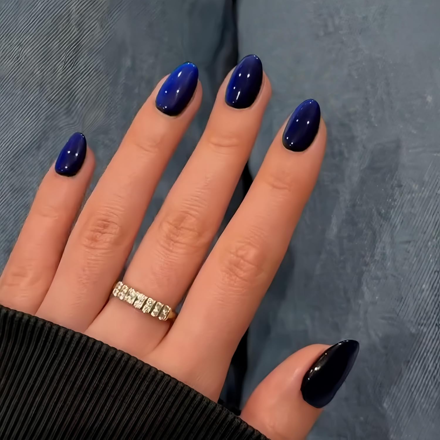 KQueenest Cat Eye Press on Nails Short Oval, Dark Violet Blue Fake Nails Extra Short Almond, Glitter Chrome Black Glue on Nails, Reusable Sparkly Stick on Nails for Women Finger Decoration, 24 Pcs