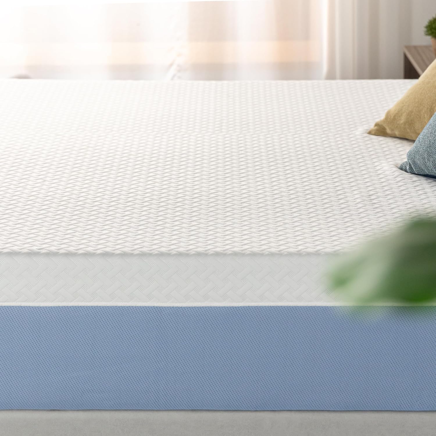 Zinus 10 Inch Queen Cooling Essential Memory Foam Mattress [NewVersion], Fiberglass Free, Medium Feel, Breathable Cooling Layers, Certified Safe Materials