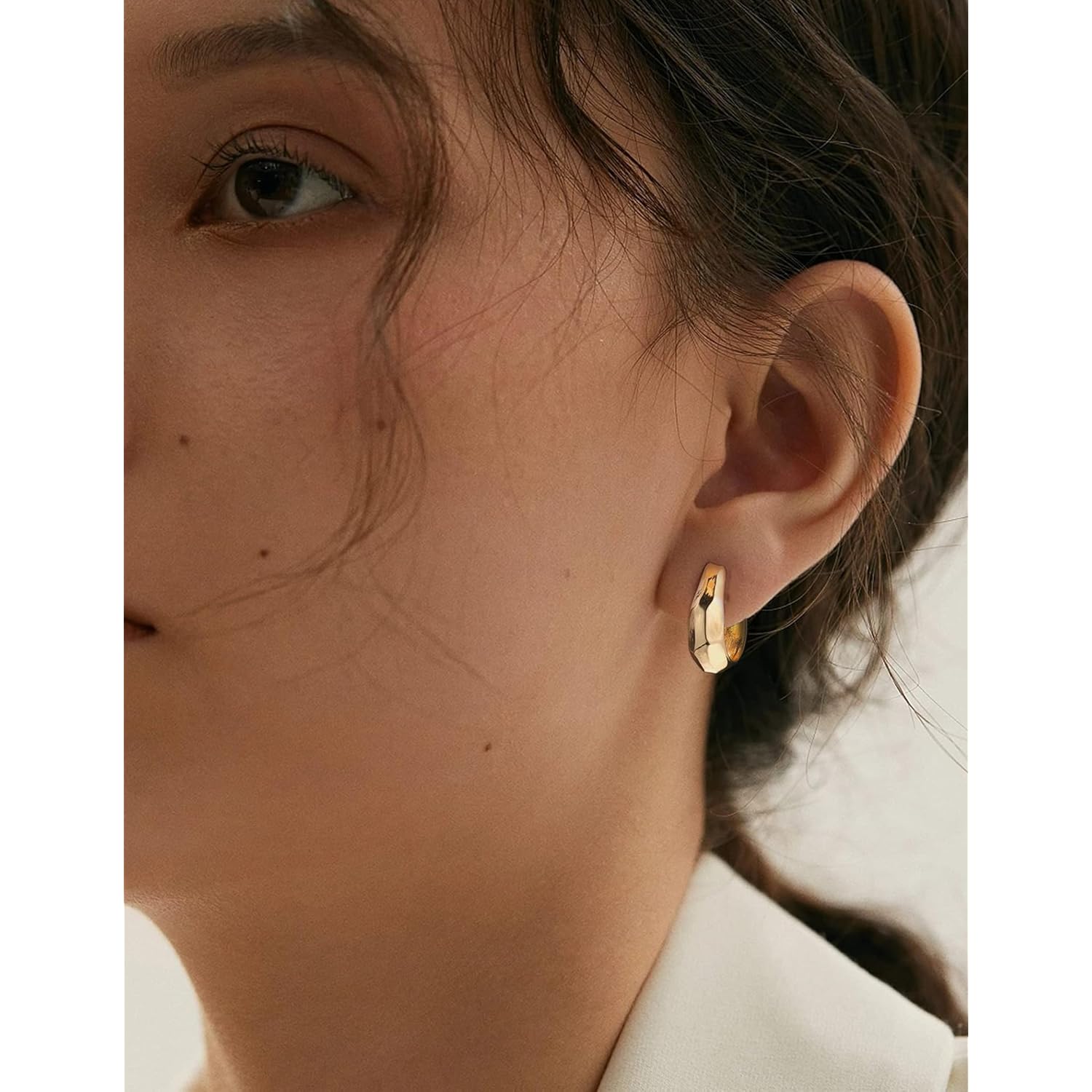 13 Pairs Clip on Earrings for Women 14K Gold Silver Plated Chunky Hoop Clip Earrings CZ Pearl Knot Twist Tube Waterdrop Croissant Non Pierced Hoop and Studs Fake Earring Jewelry Set