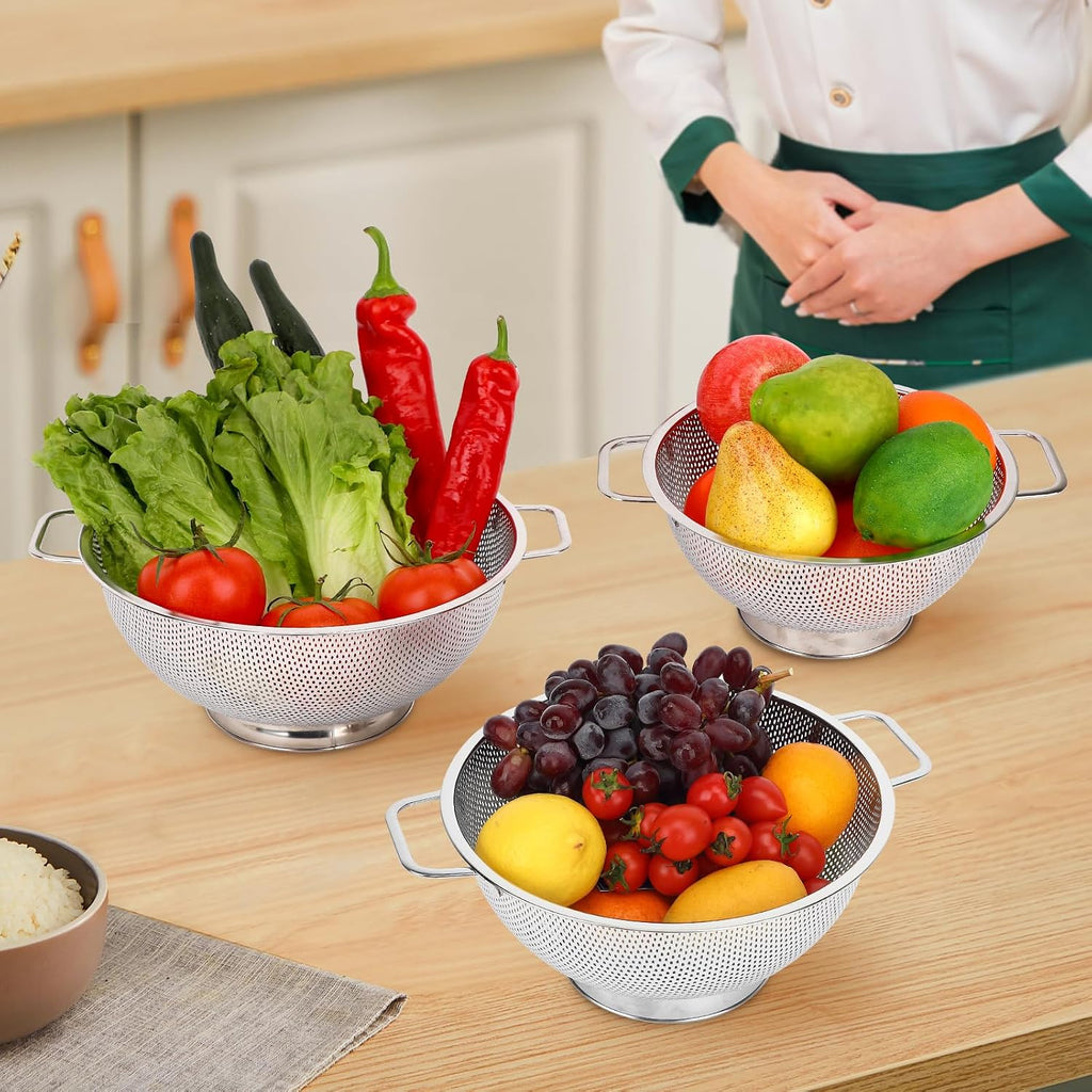 Colander For Kitchen, 3Qt, Stainless Steel Colander Strainer With Handle For Fruits Vegetables Cooking Food, Dishwasher Safe