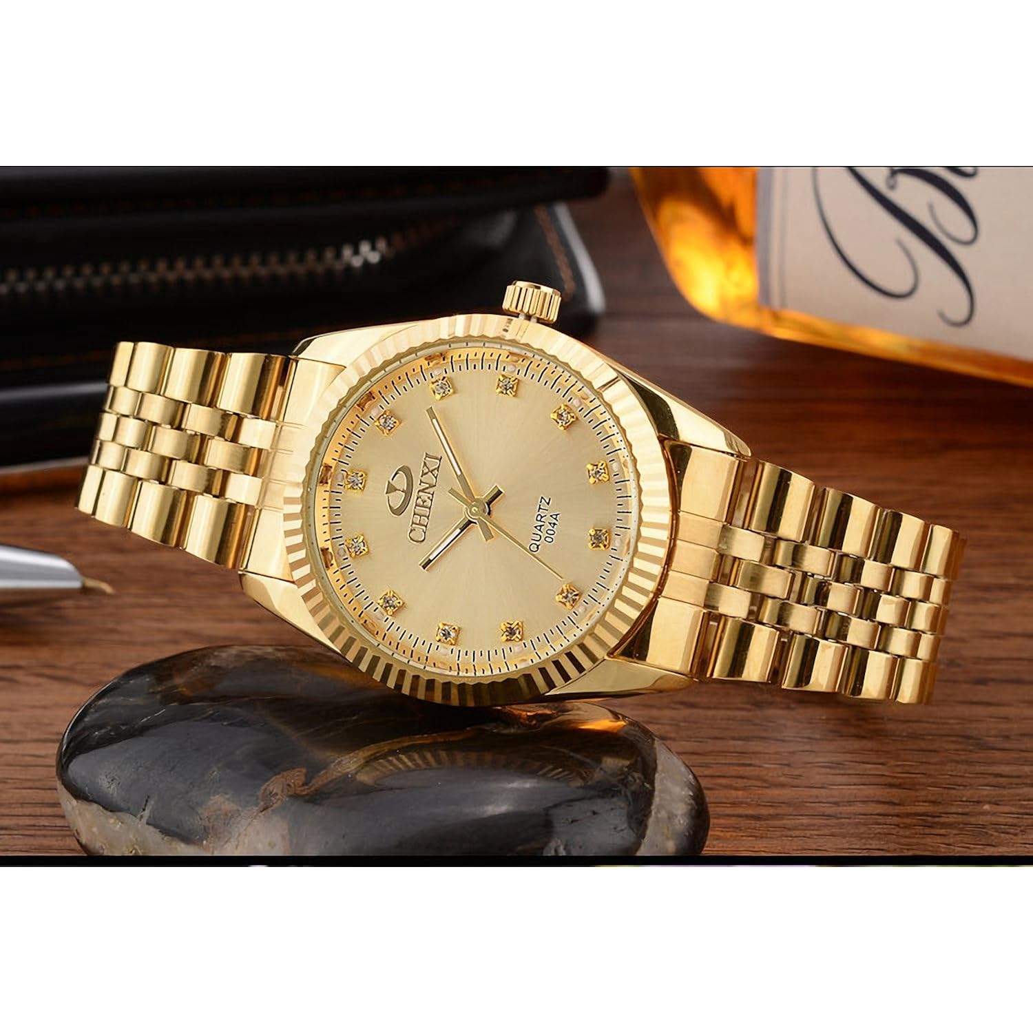 Dreaming Q&P Fq-043 Classic Golden Stainless Steel Male Female Crystals Quartz Wrist Watches For Man Woman Gold | Classic Golden, Male Female, Crystals, For Man Woman