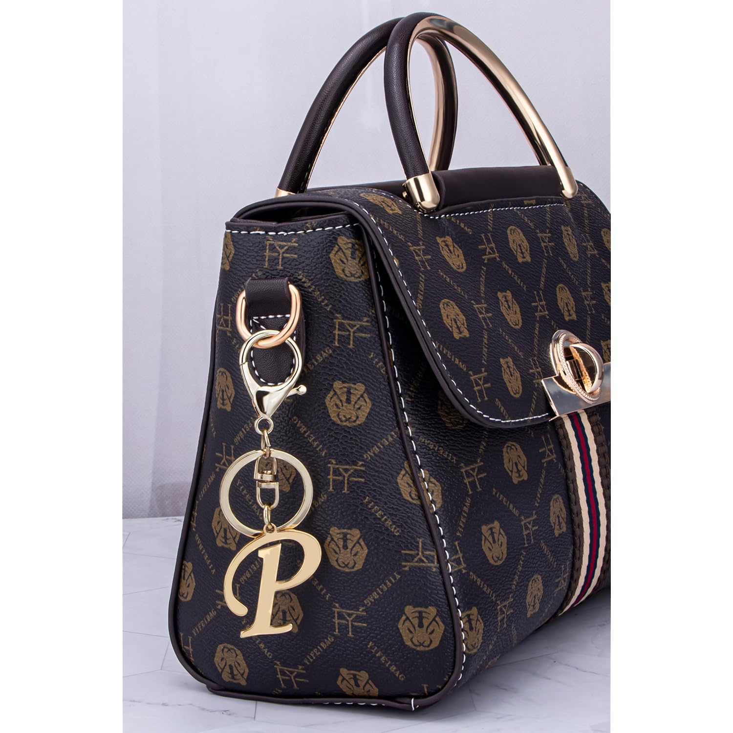 Cute Stainless Steel Gold Initial Letter Keychain for Women Girl, Charms for Key Handbag Backpack Bag, Personalized Gift