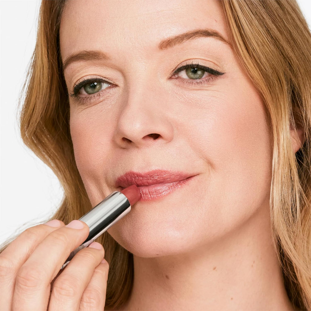 Clinique Dramatically Different Lipstick Shaping Lip Colour | Long Lasting, Moisturizing + Hydrating | 17 Shades