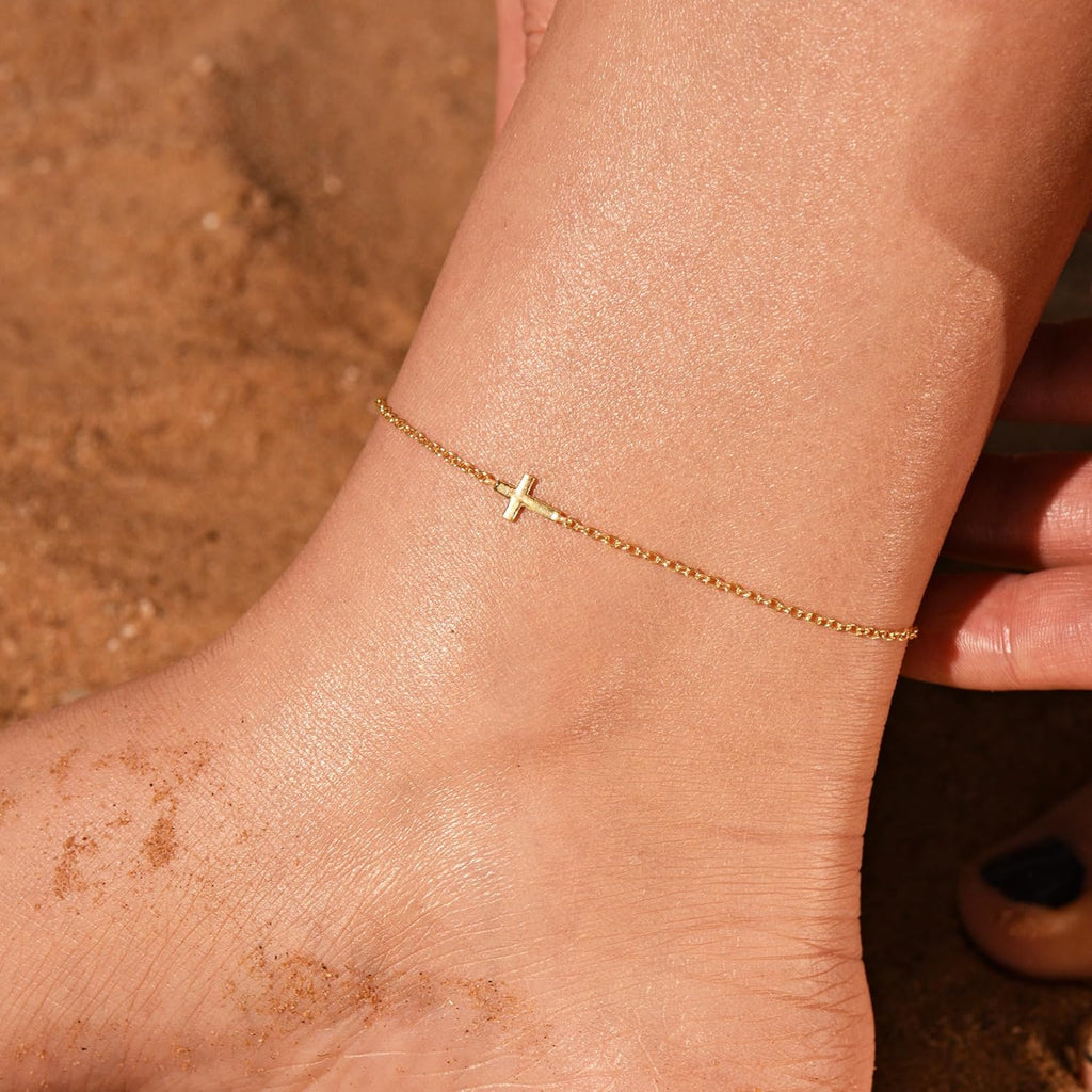 Anklets for Women 14K Gold Plated Anklets Waterproof Ankle Bracelets for Women Silver Ankle Bracelet Layered Cross Satellite Bowknot Flower Pearl Beach Anklets Cute Jewelry Gift