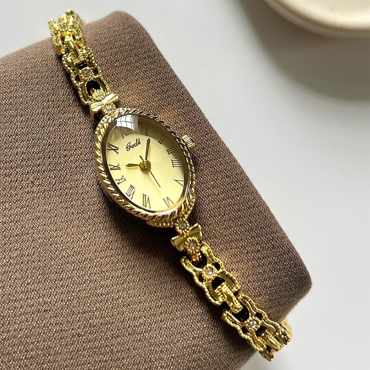 Gosasa Small Gold Watches For Women Vintage Dainty Oval Roman Numeral Dial Analog Slim Bracelet Alloy Band Water Resistant Dress Wrist Watch Elegant Gift