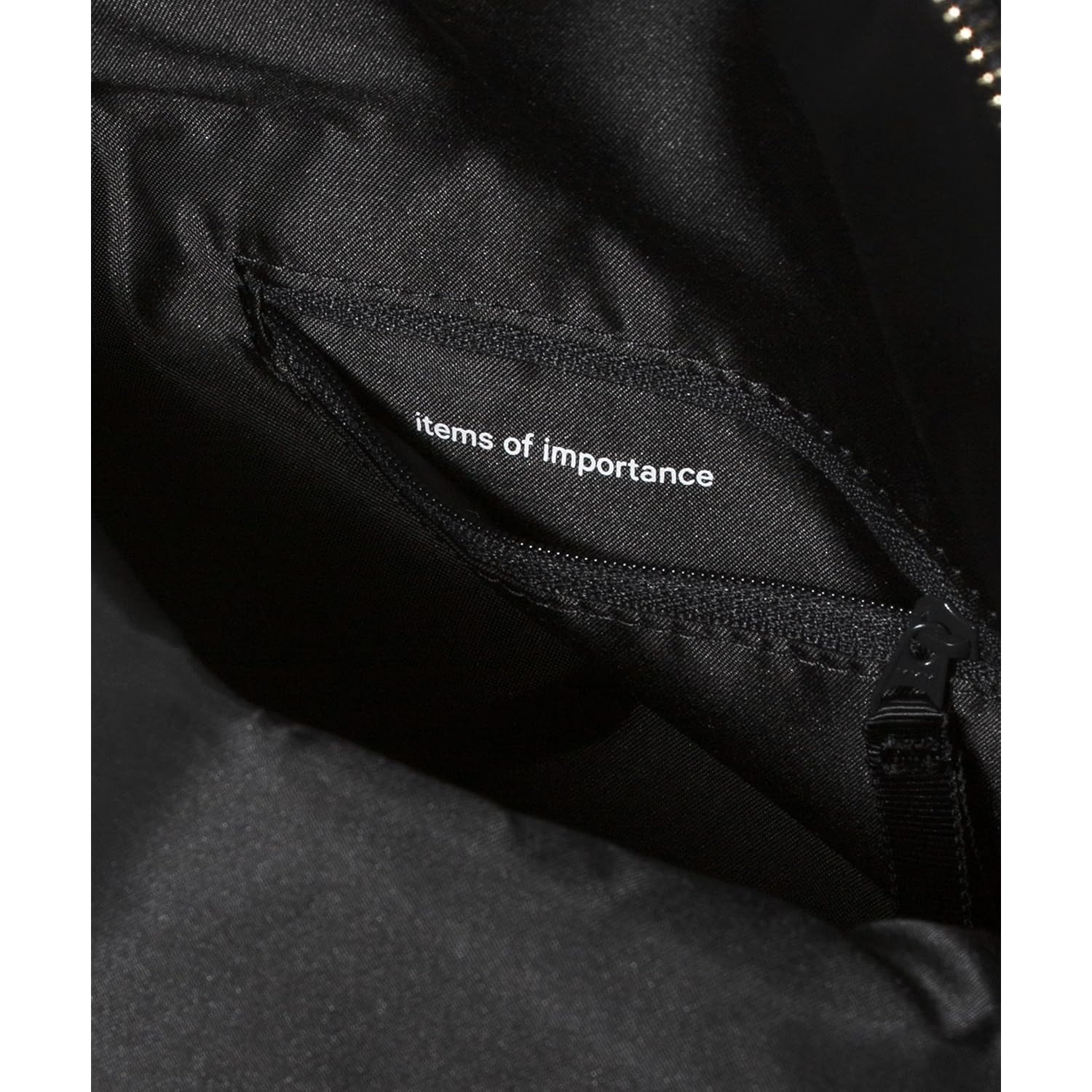 lululemon All Night Festival Bag 5 L