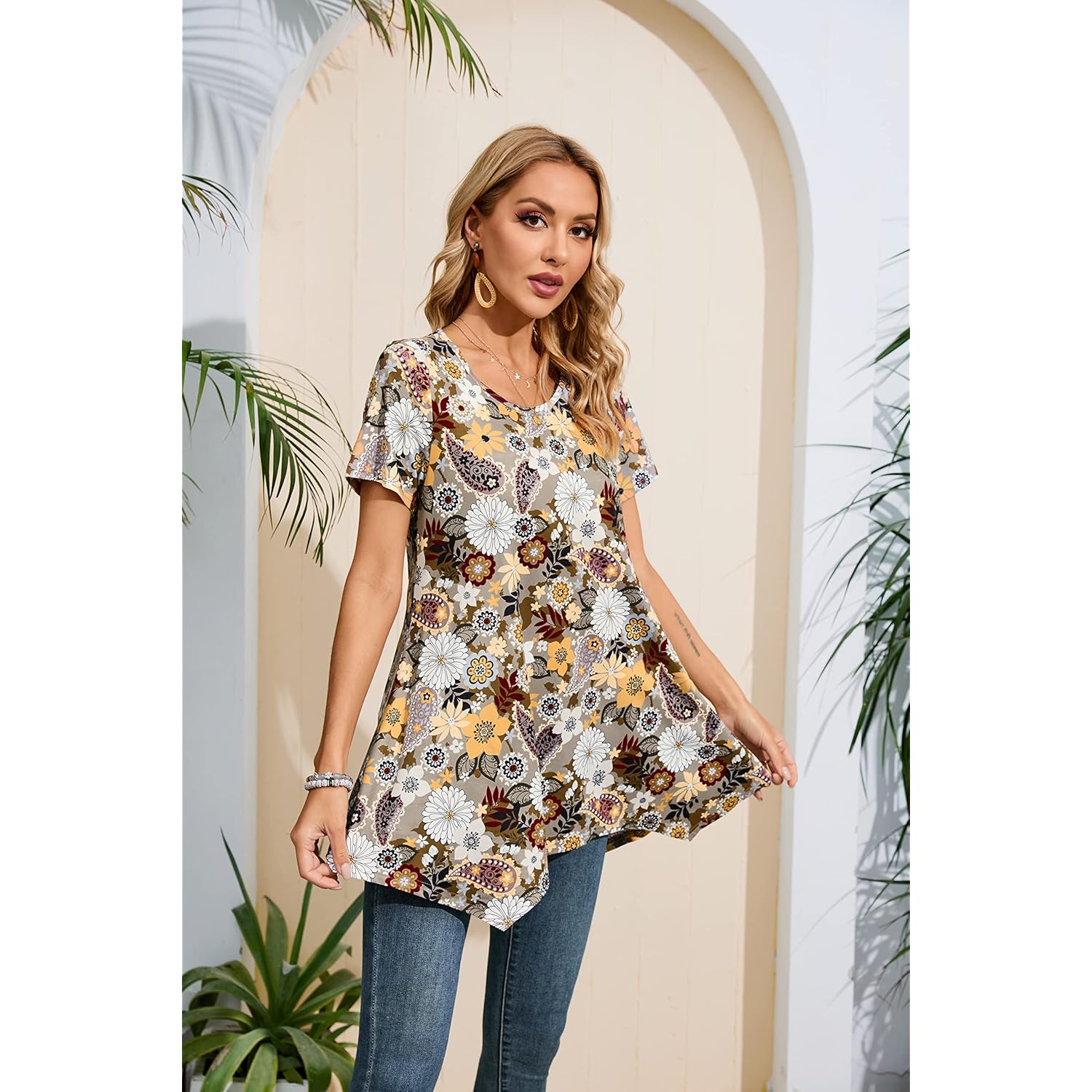Tunic Tops for Women Plus Size Short Sleeve Top Loose Fit Dressy Casual Swing Summer Tunics Tops to Wear with Leggings